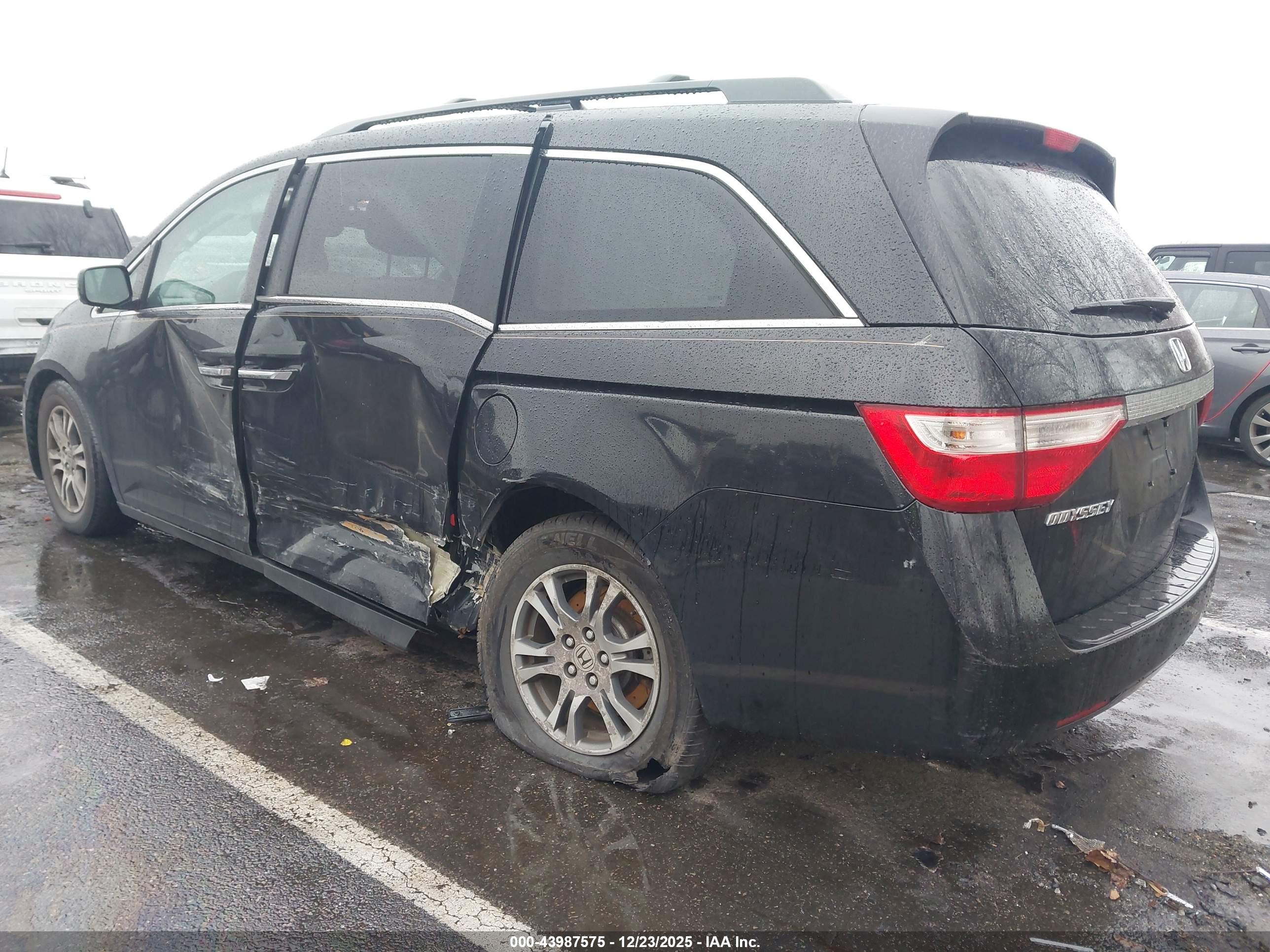 HONDA ODYSSEY image 3