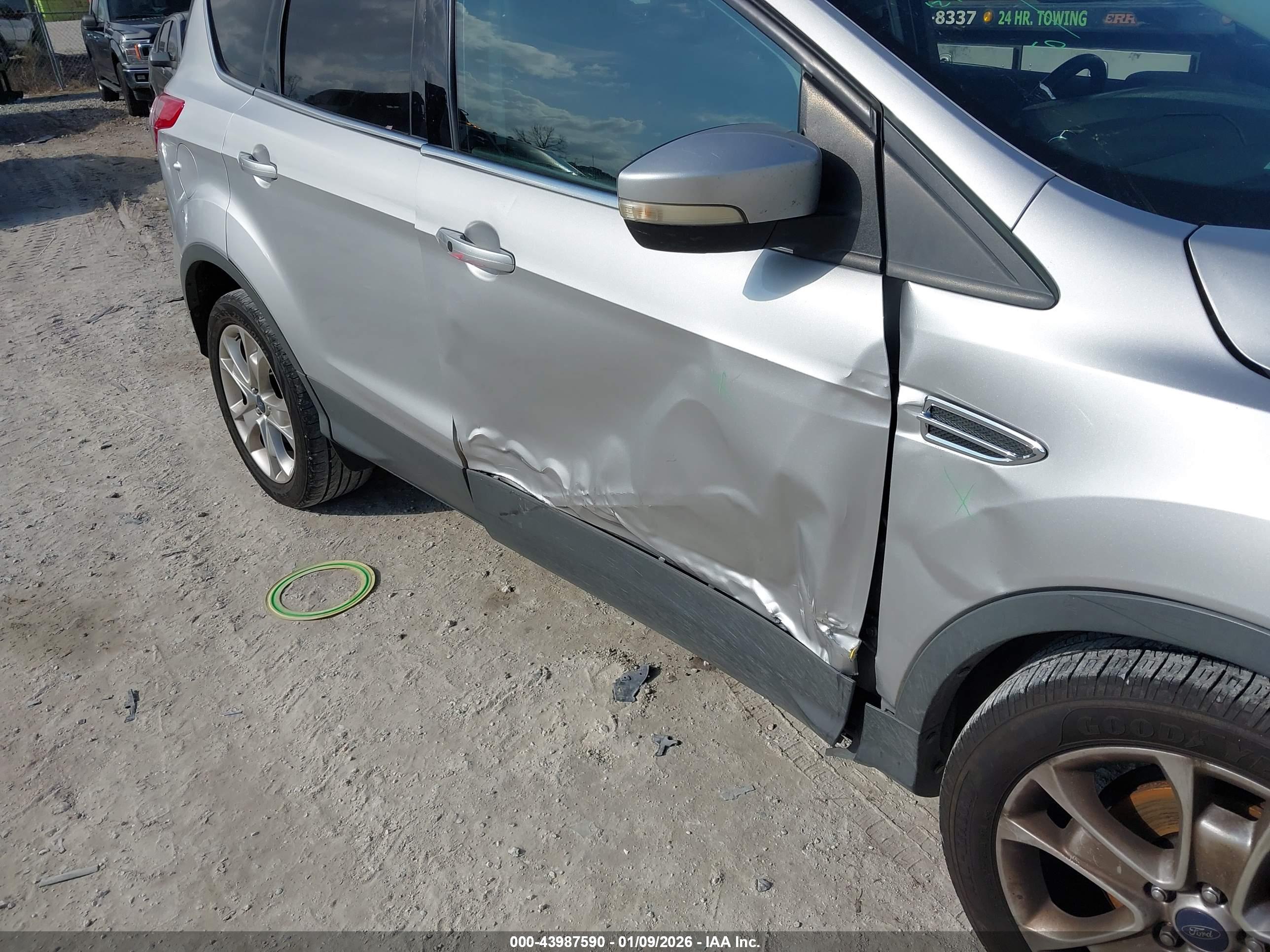 FORD ESCAPE image 6
