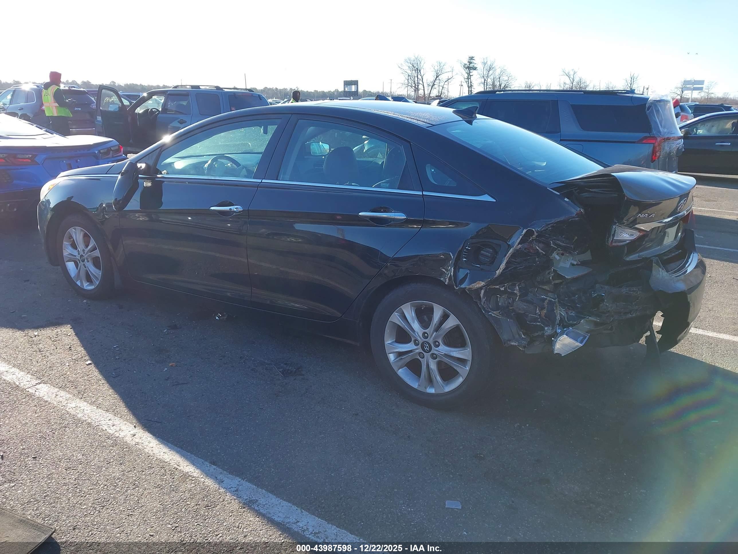 HYUNDAI SONATA image 3