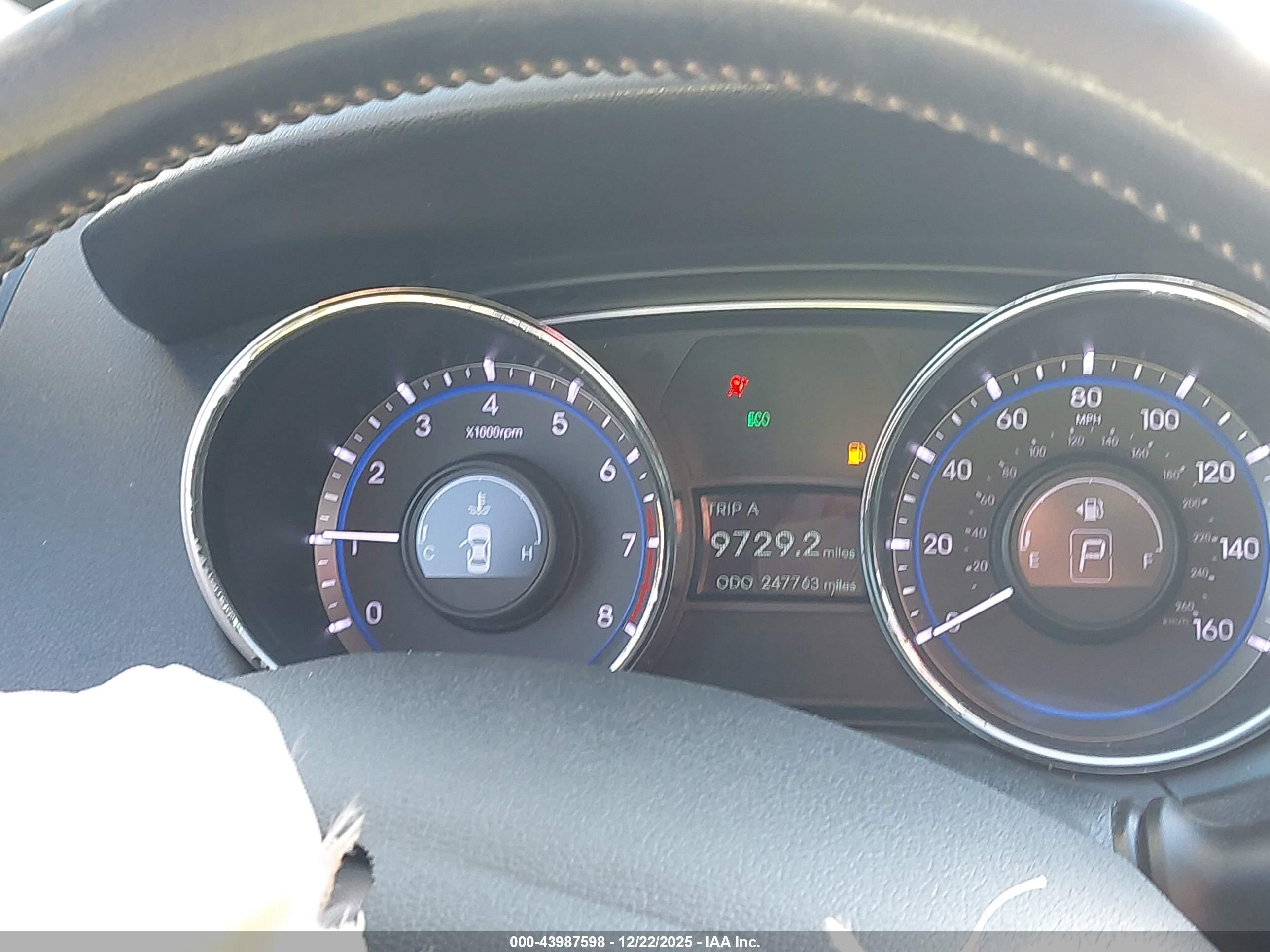 HYUNDAI SONATA image 7
