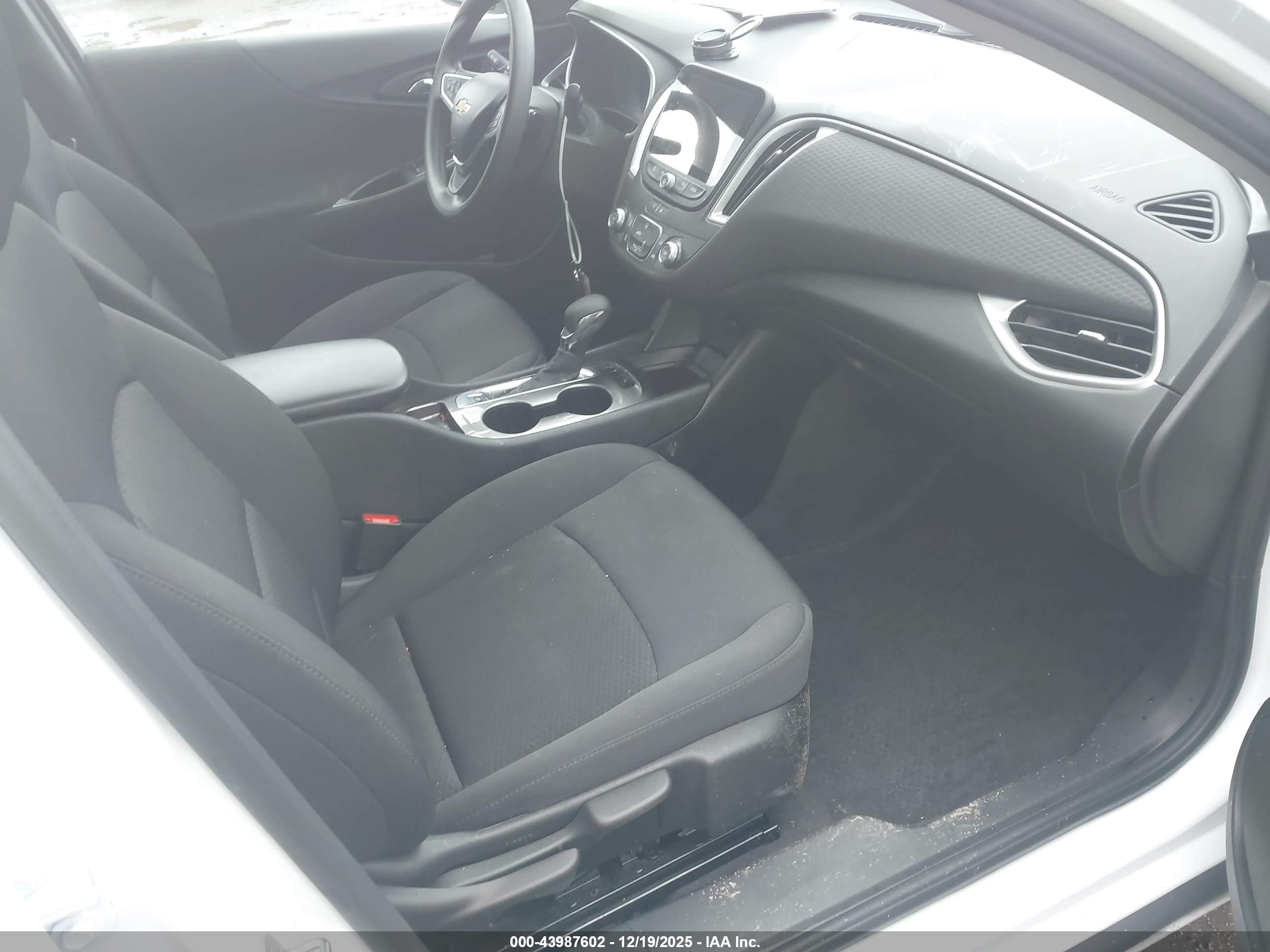 CHEVROLET MALIBU image 5