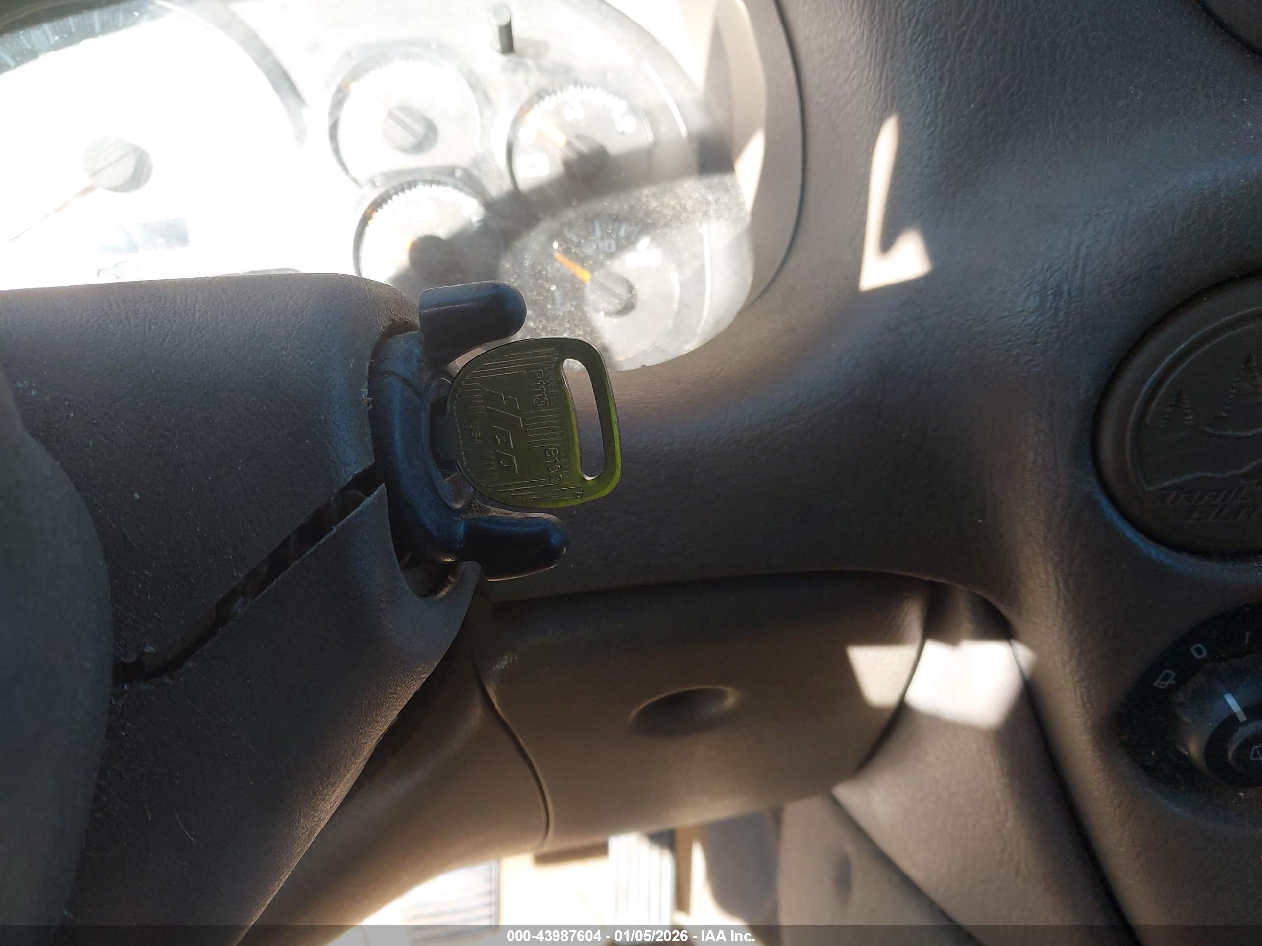 CHEVROLET TRAILBLAZER image 11