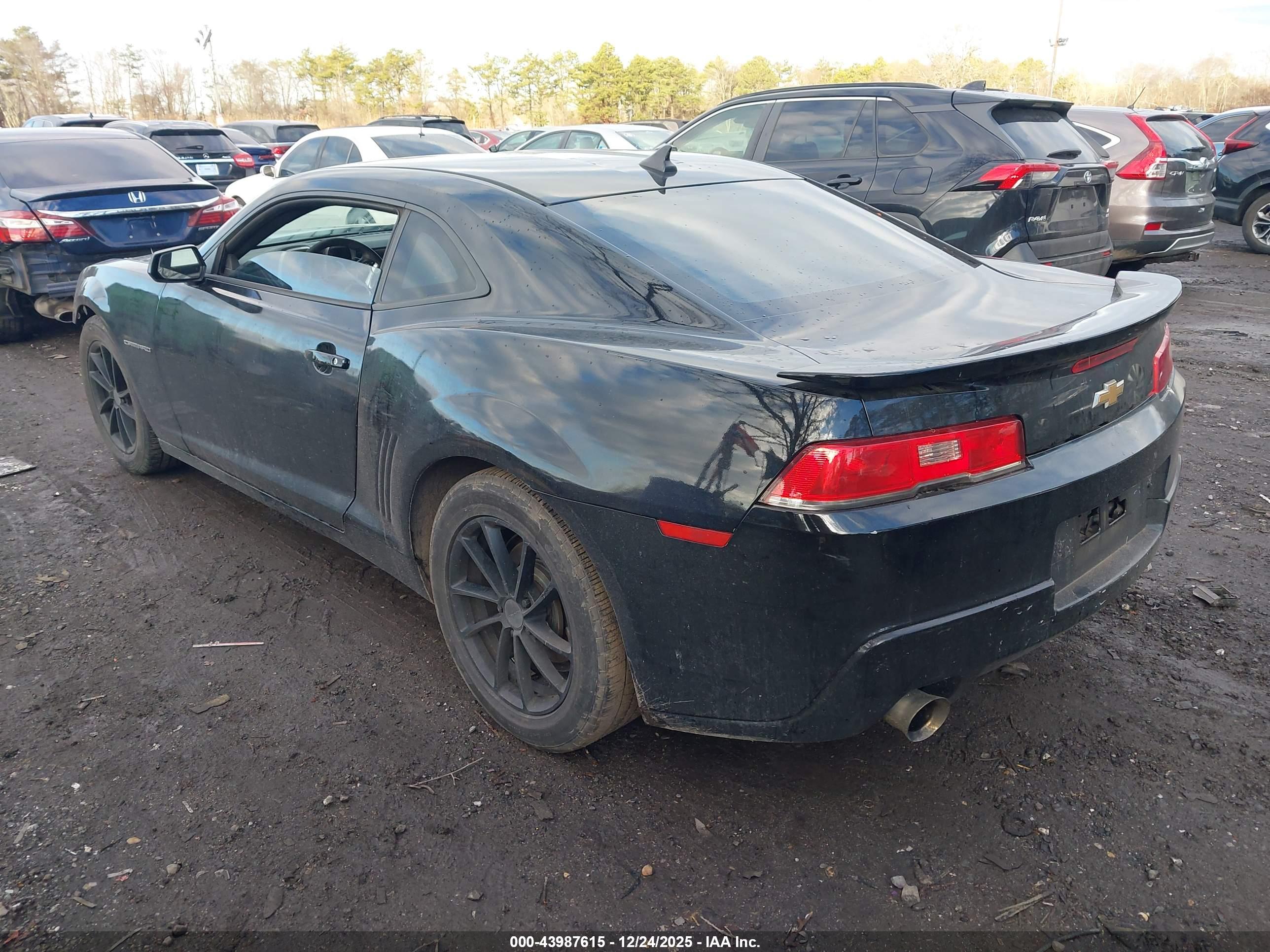 CHEVROLET CAMARO image 3
