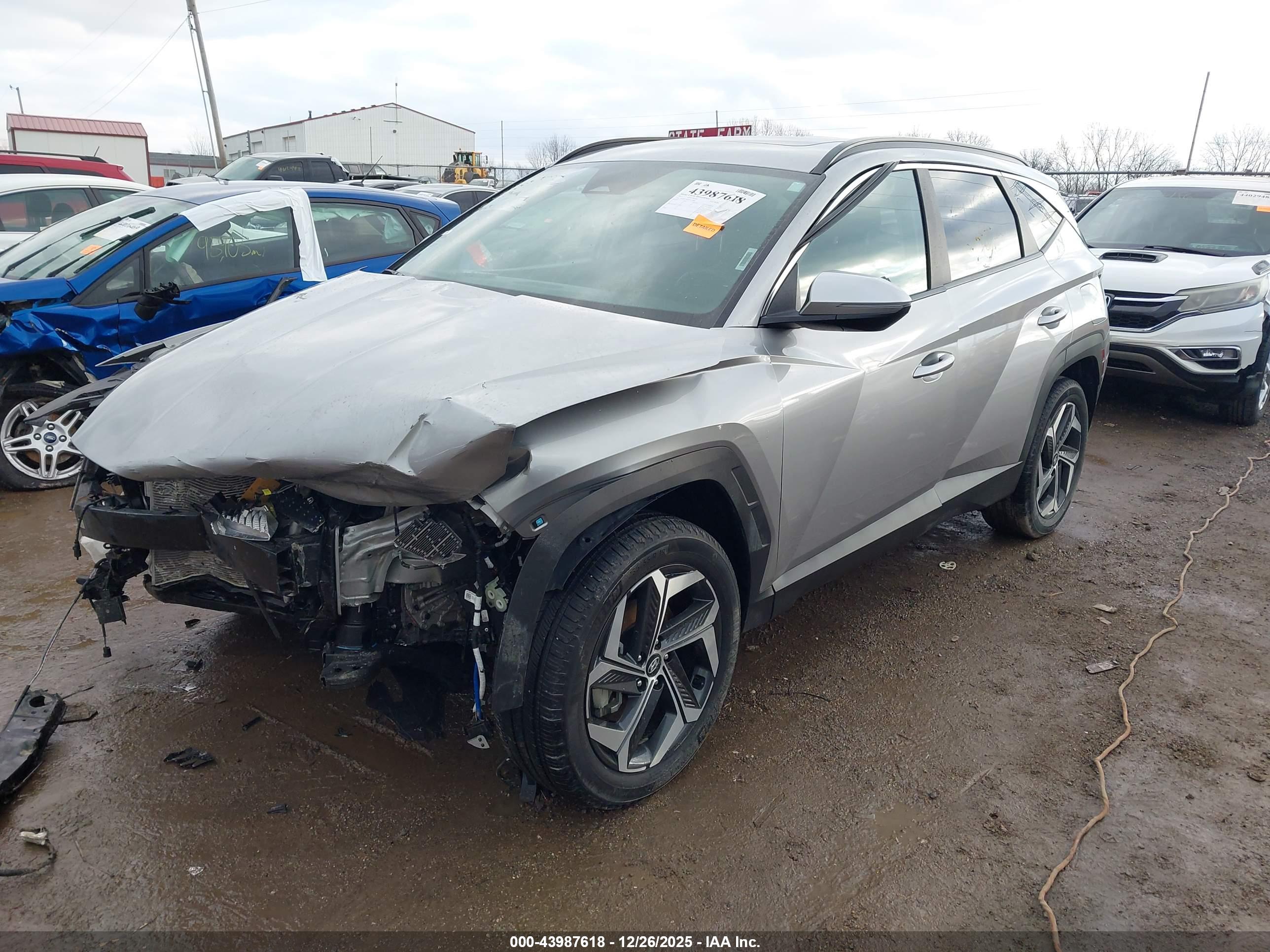HYUNDAI TUCSON image 2