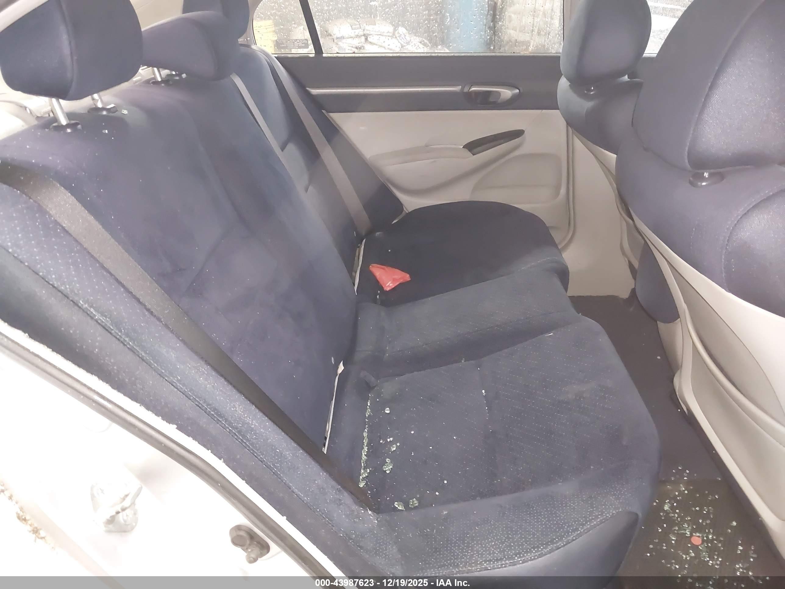 HONDA CIVIC image 8