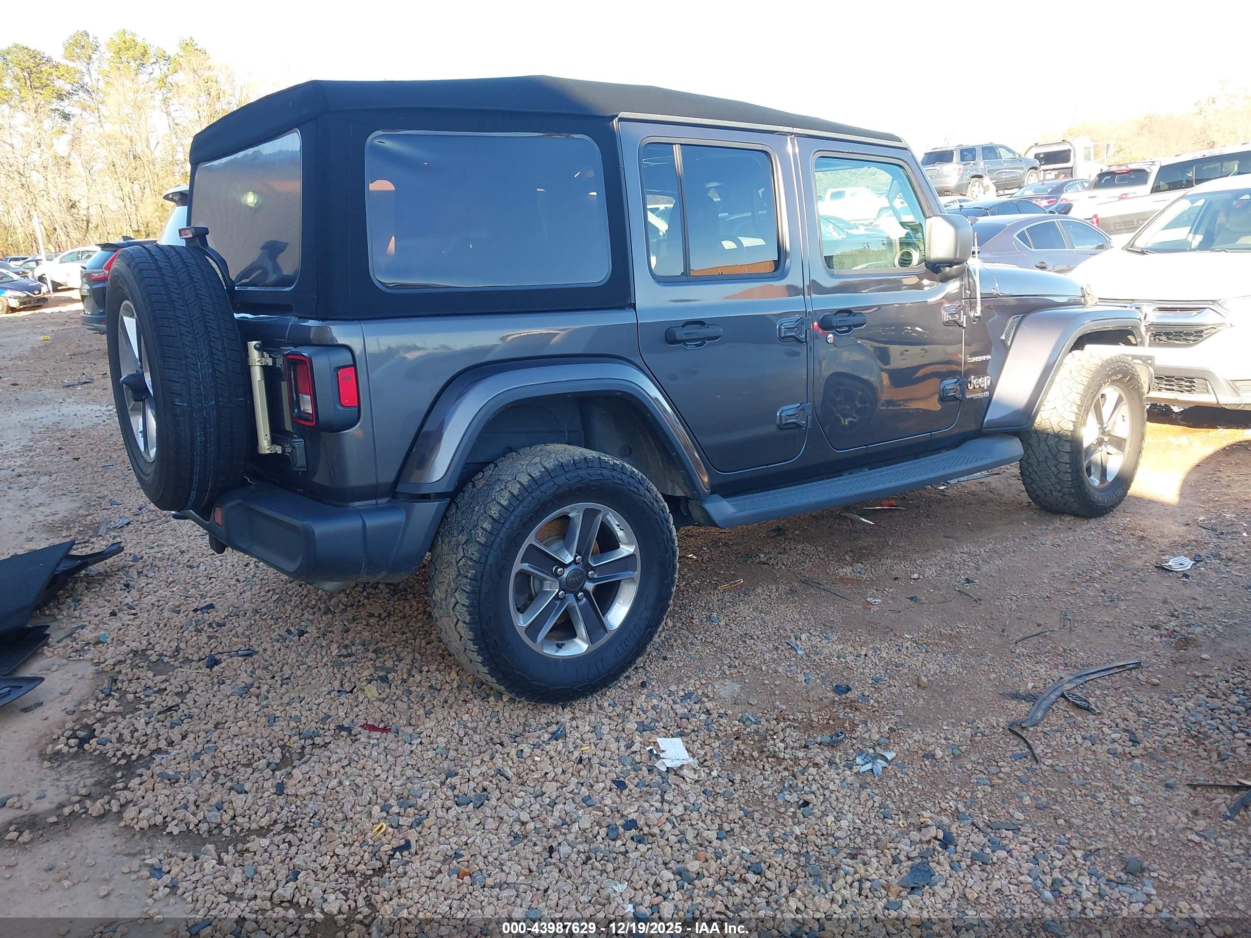 JEEP WRANGLER image 4