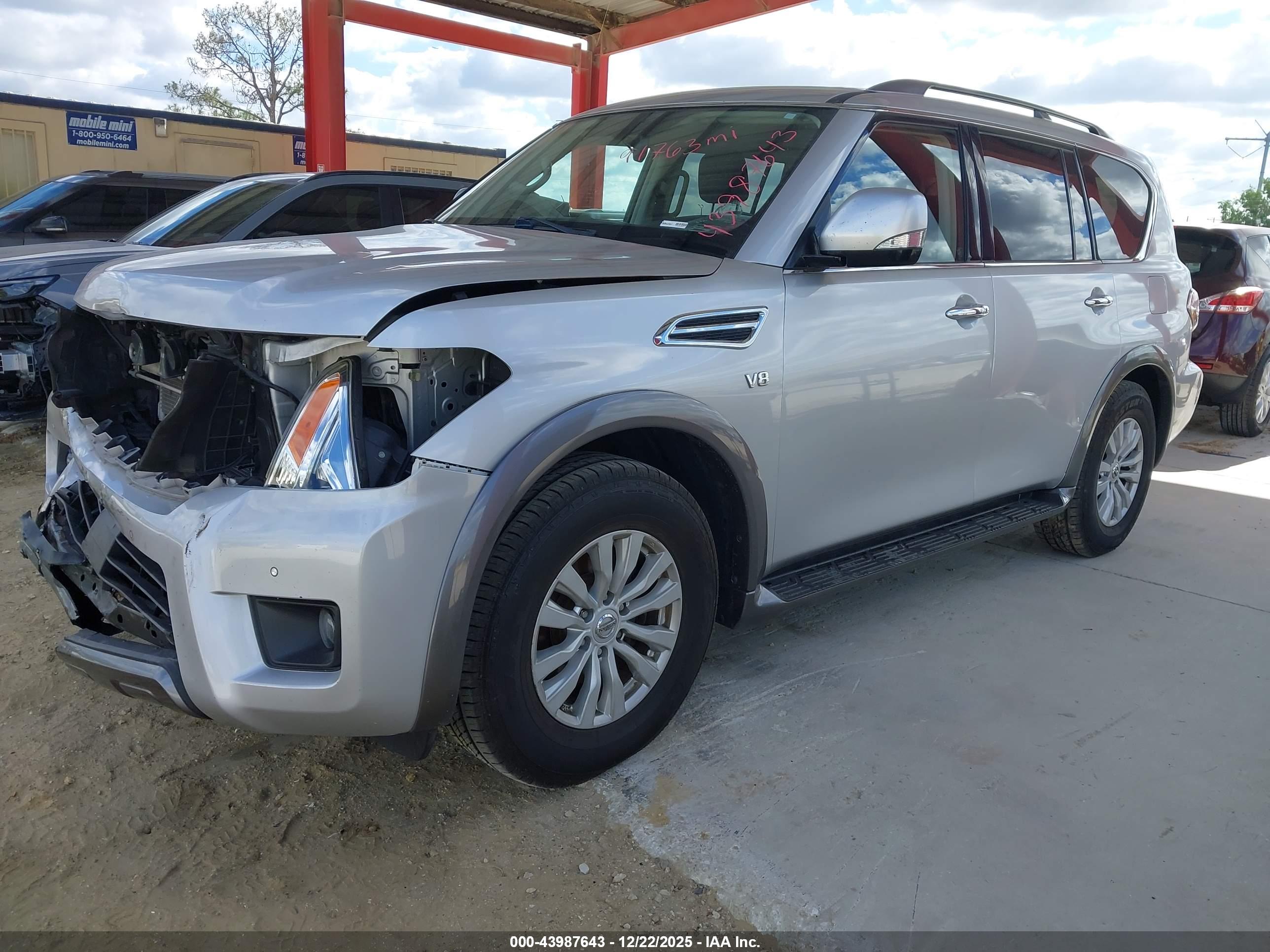 NISSAN ARMADA image 2