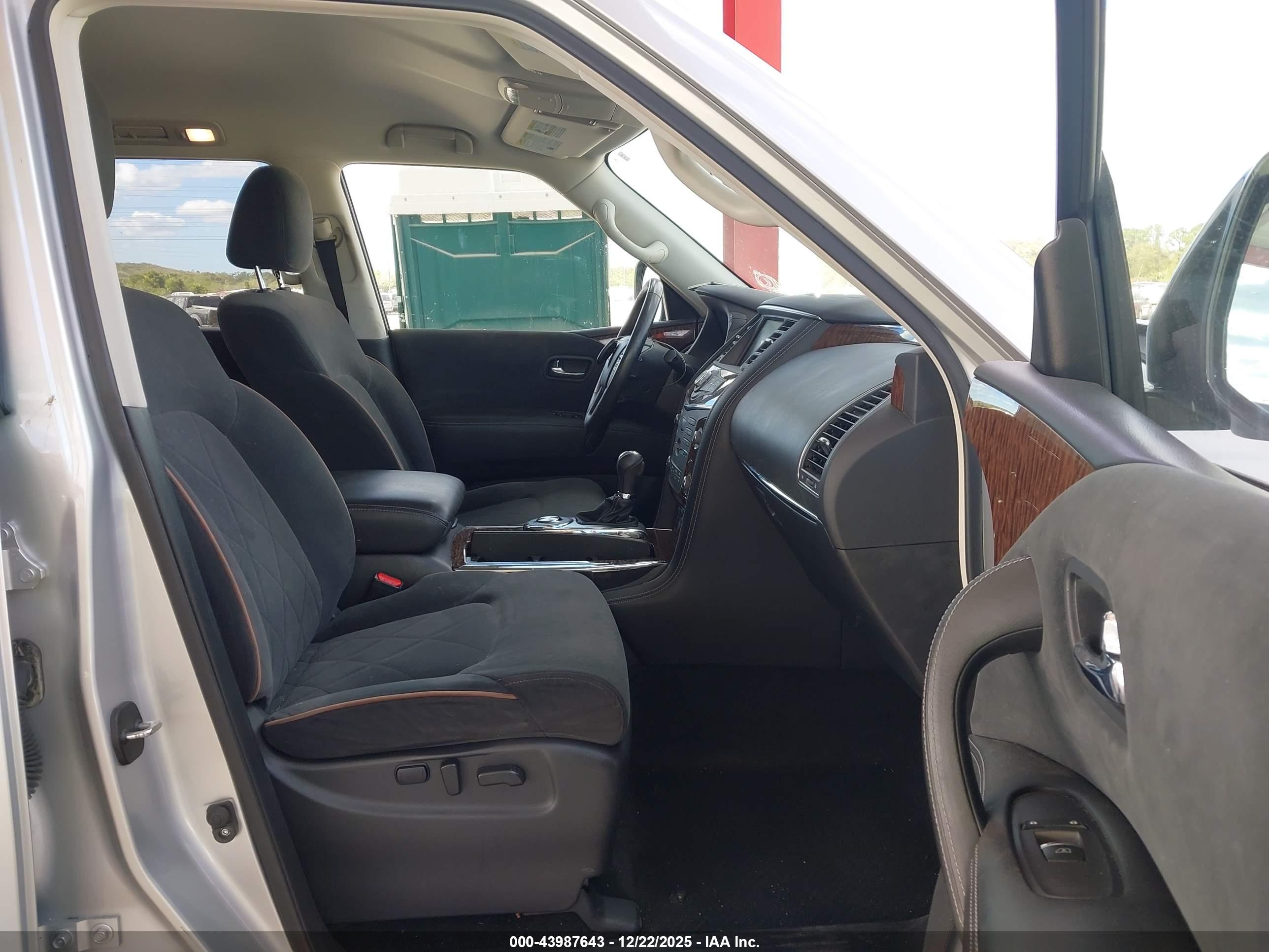 NISSAN ARMADA image 5