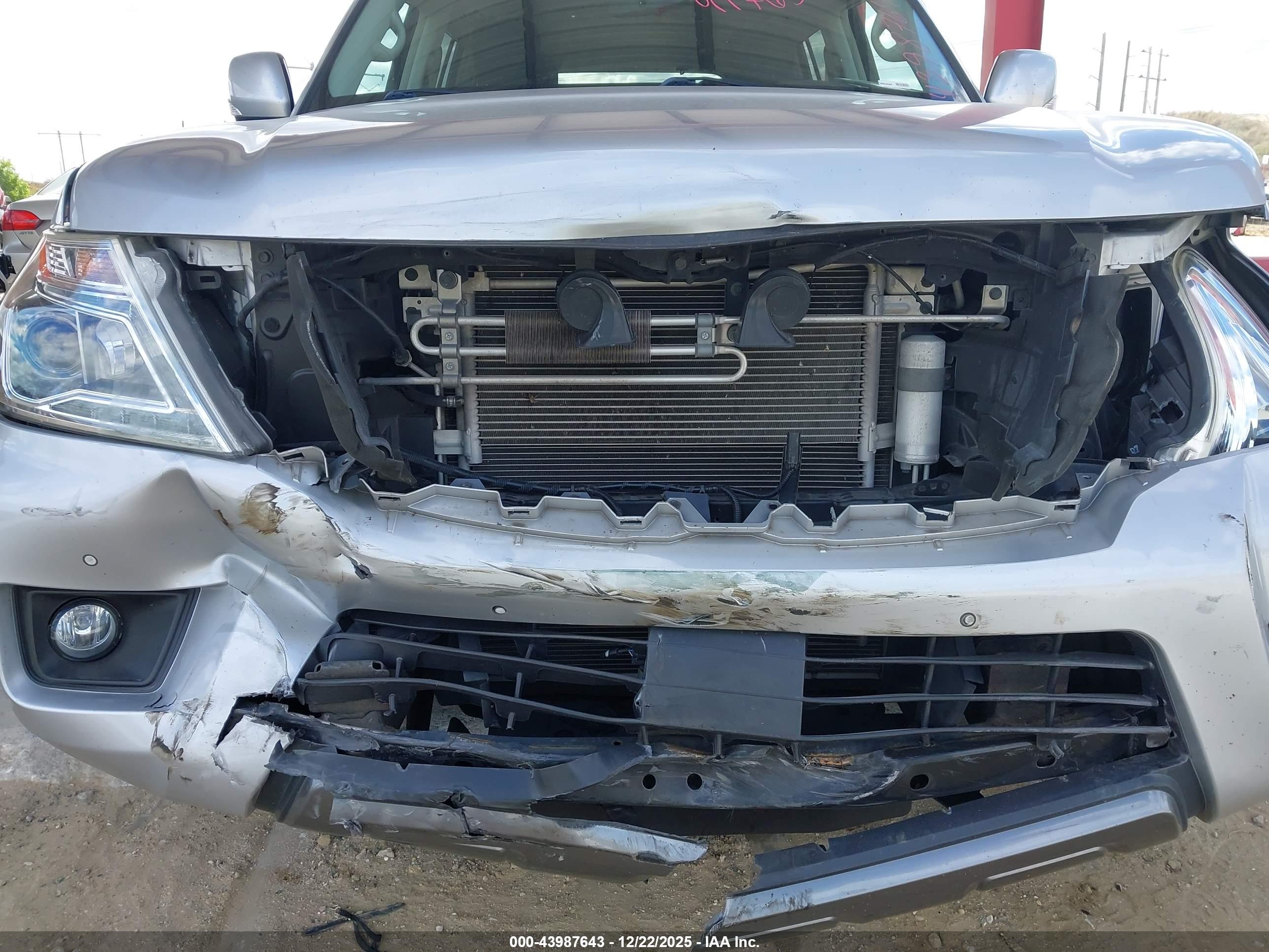 NISSAN ARMADA image 6