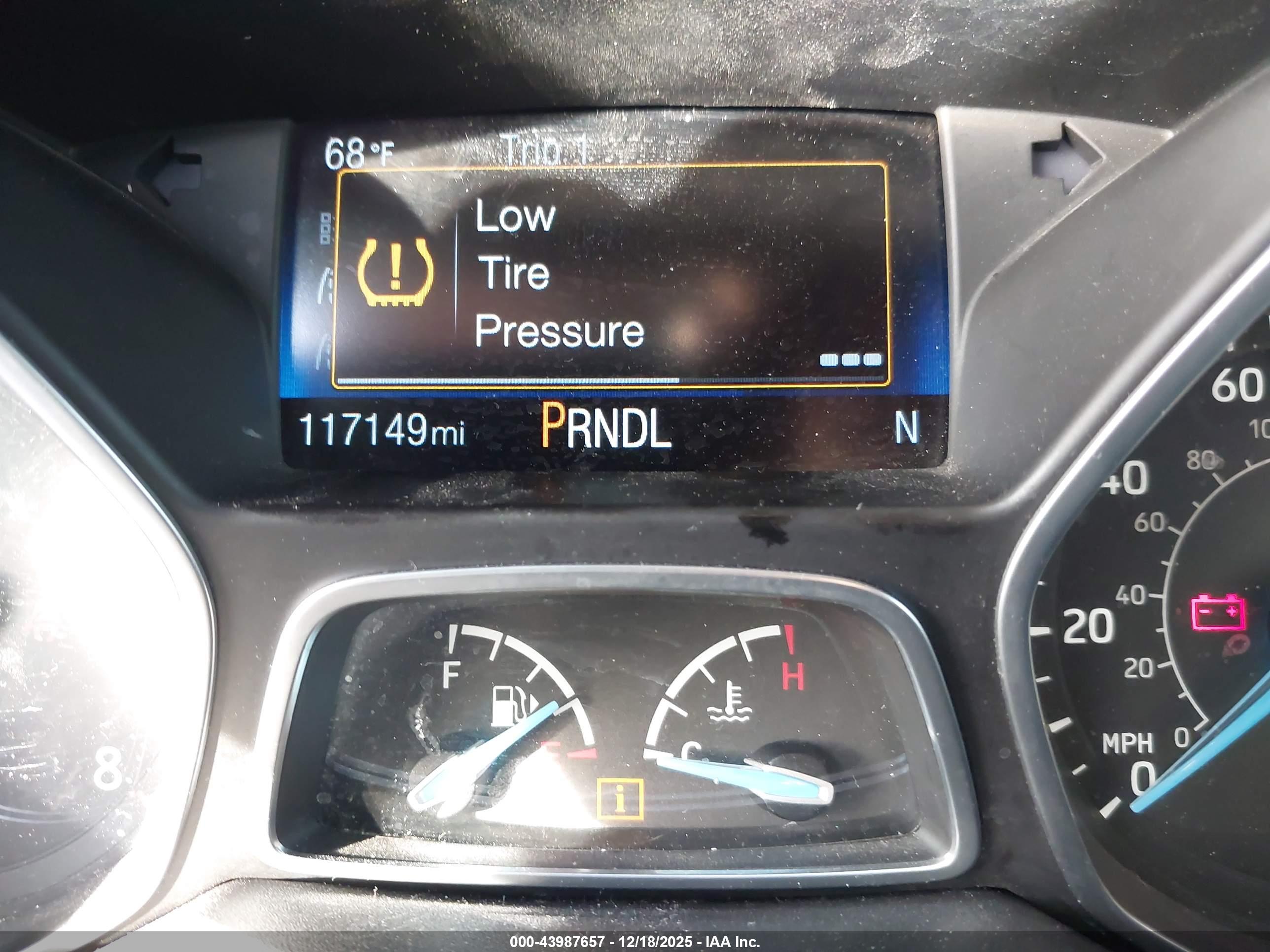 FORD FOCUS image 7