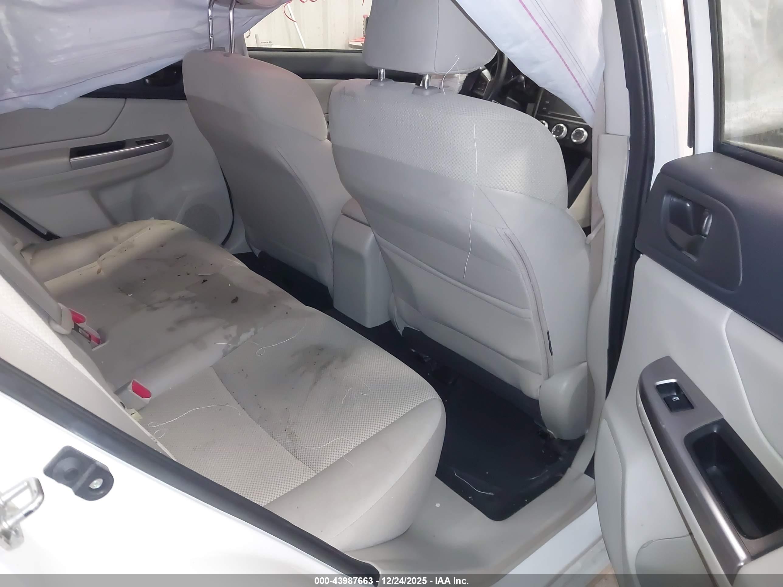 SUBARU IMPREZA image 8