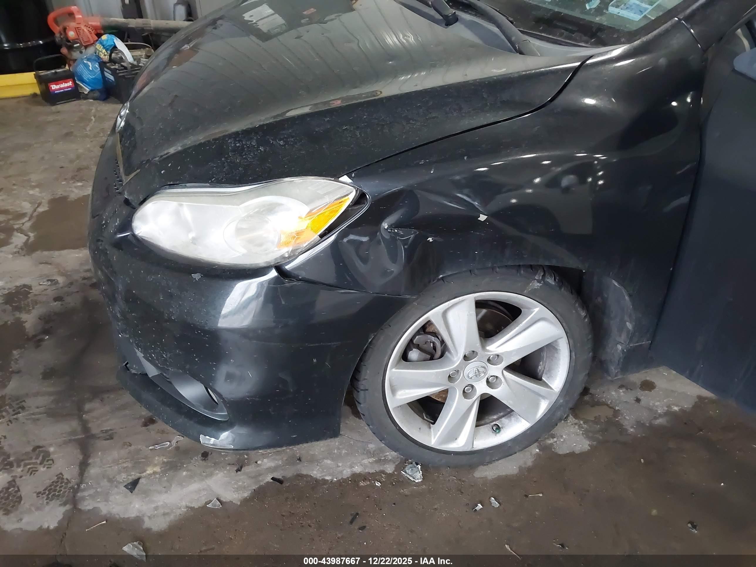 TOYOTA MATRIX image 6