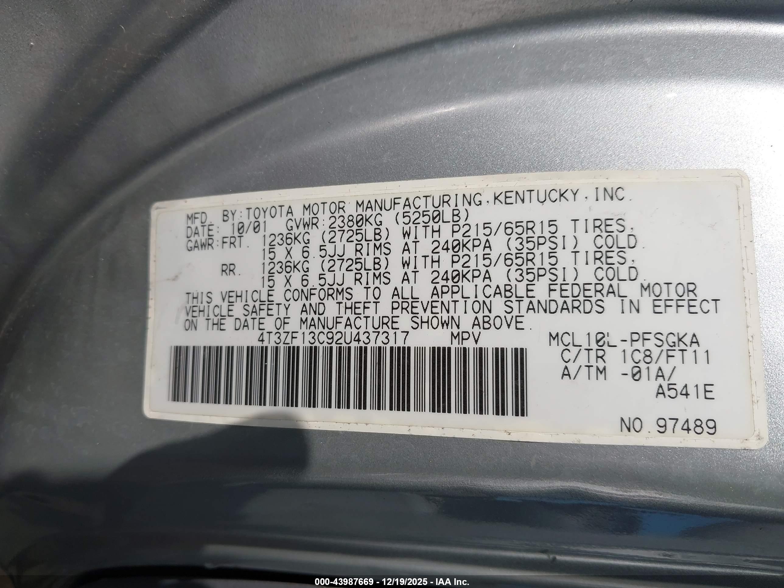 TOYOTA SIENNA image 9