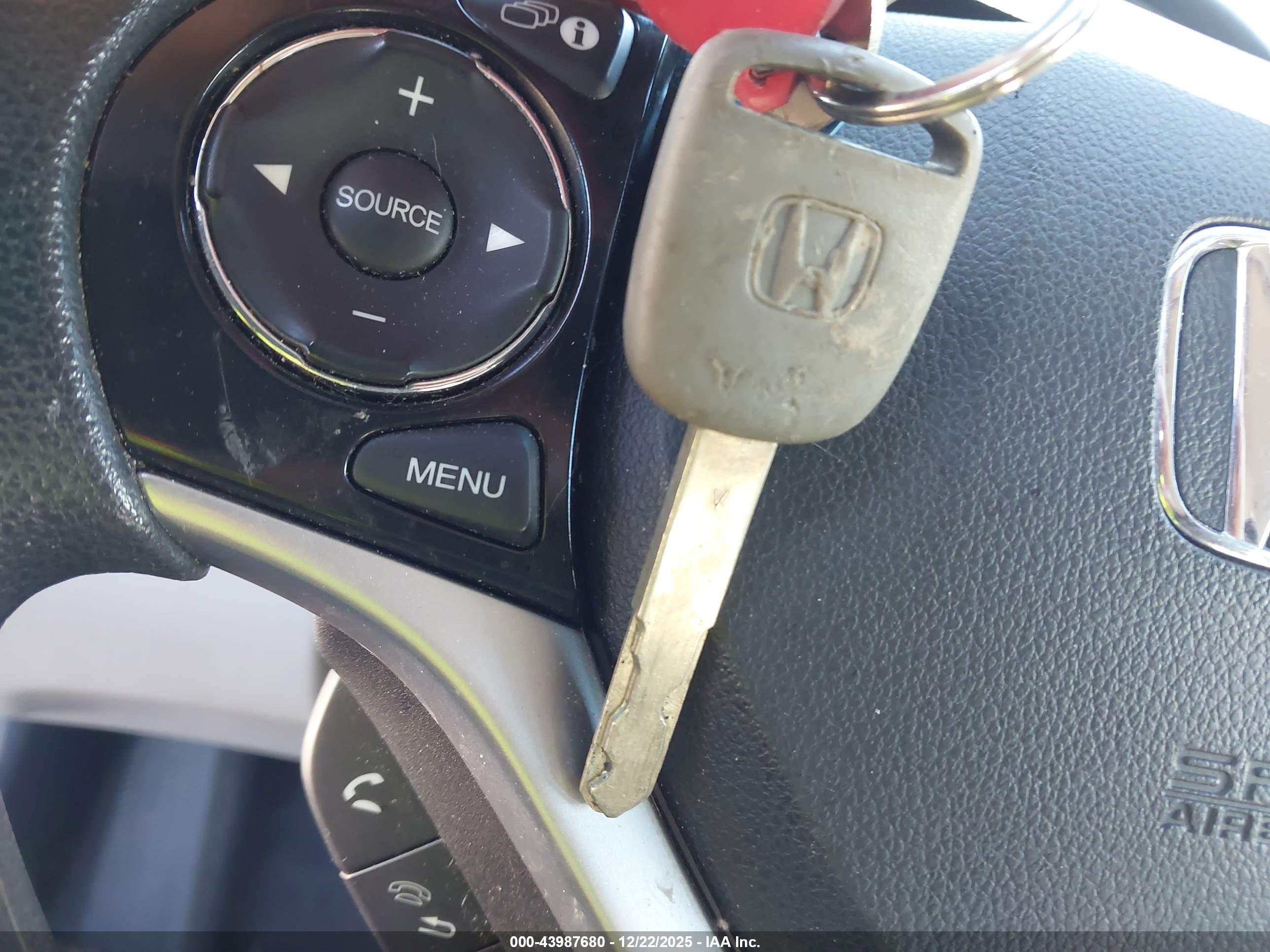HONDA CIVIC image 11