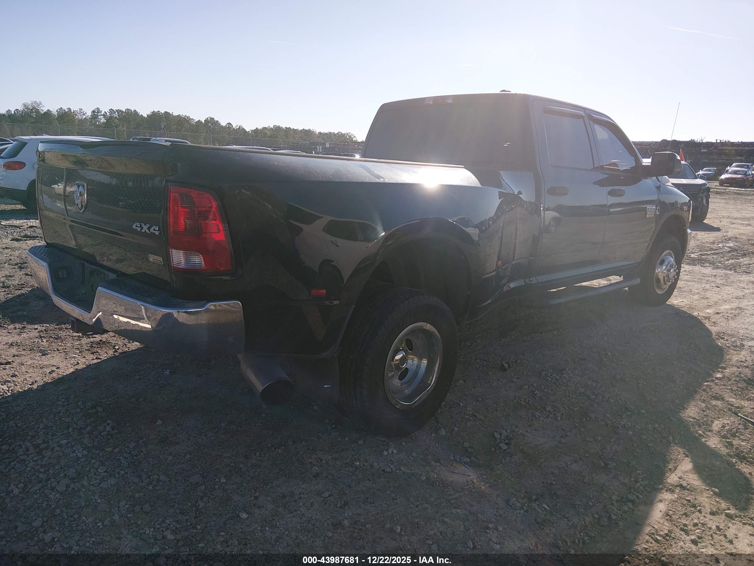 RAM 3500 image 4