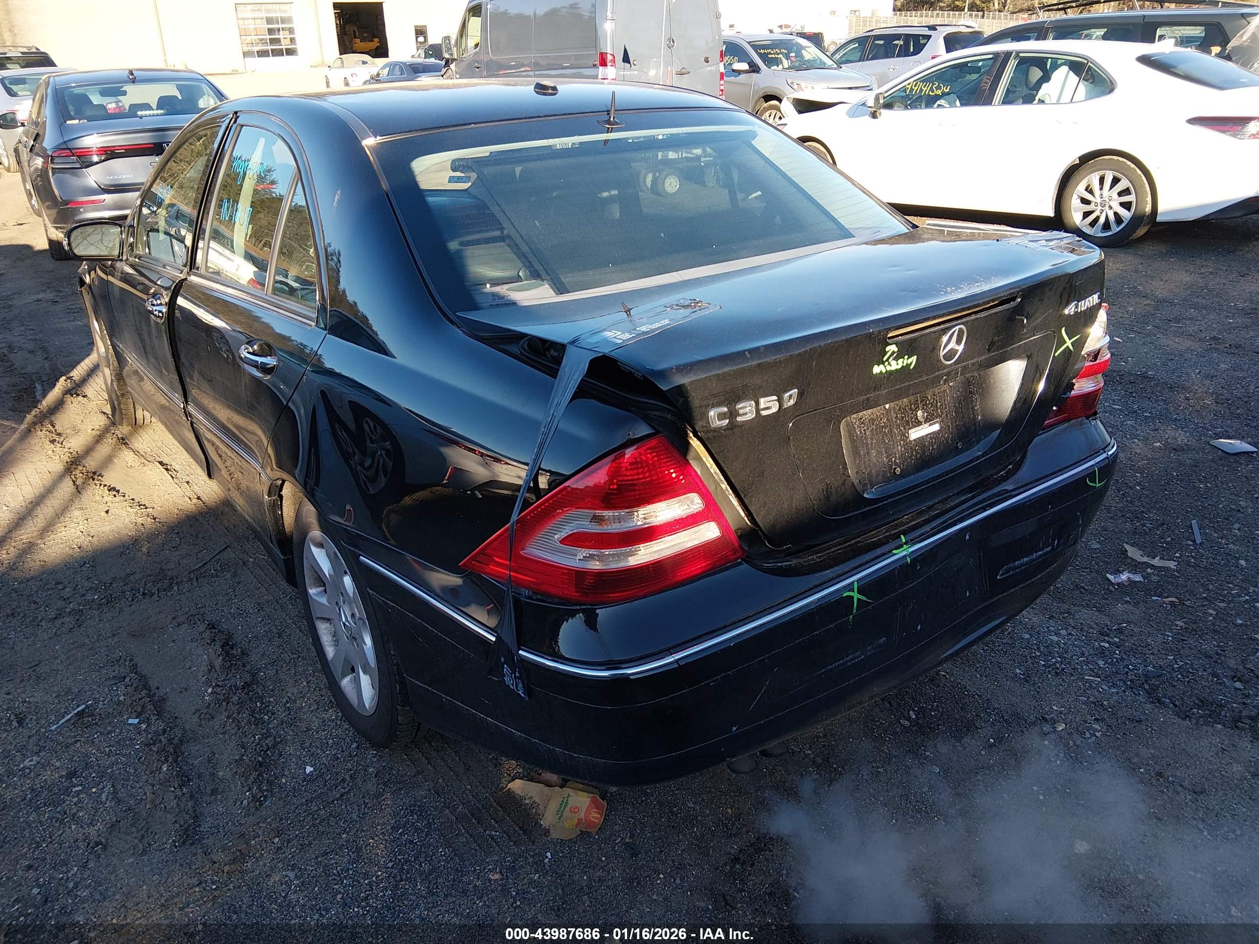 MERCEDES-BENZ C image 3