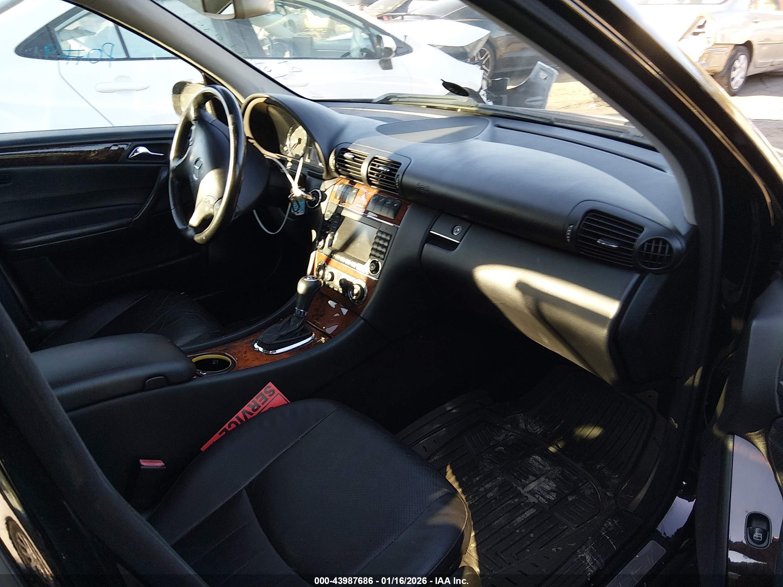 MERCEDES-BENZ C image 5