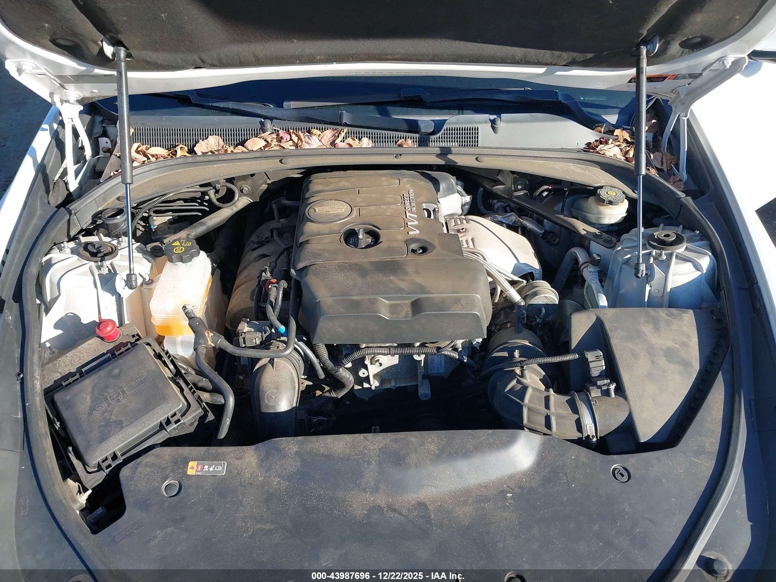 CADILLAC CTS image 10