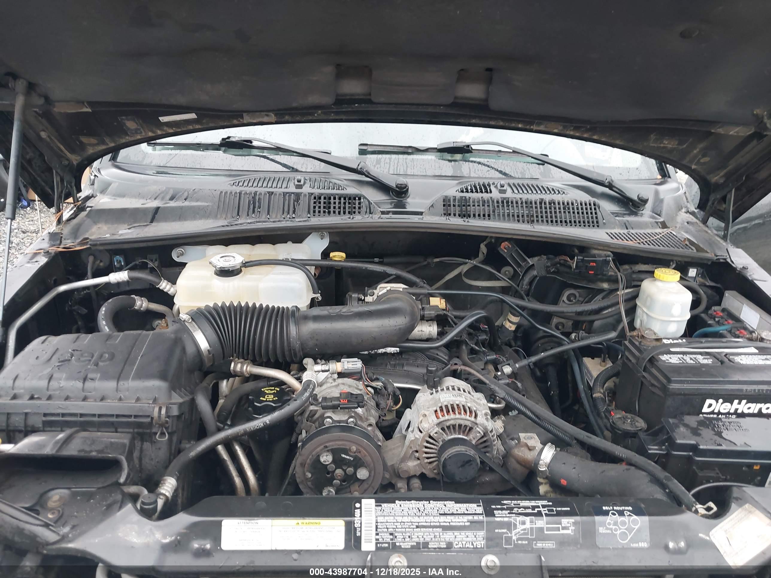 JEEP LIBERTY image 10