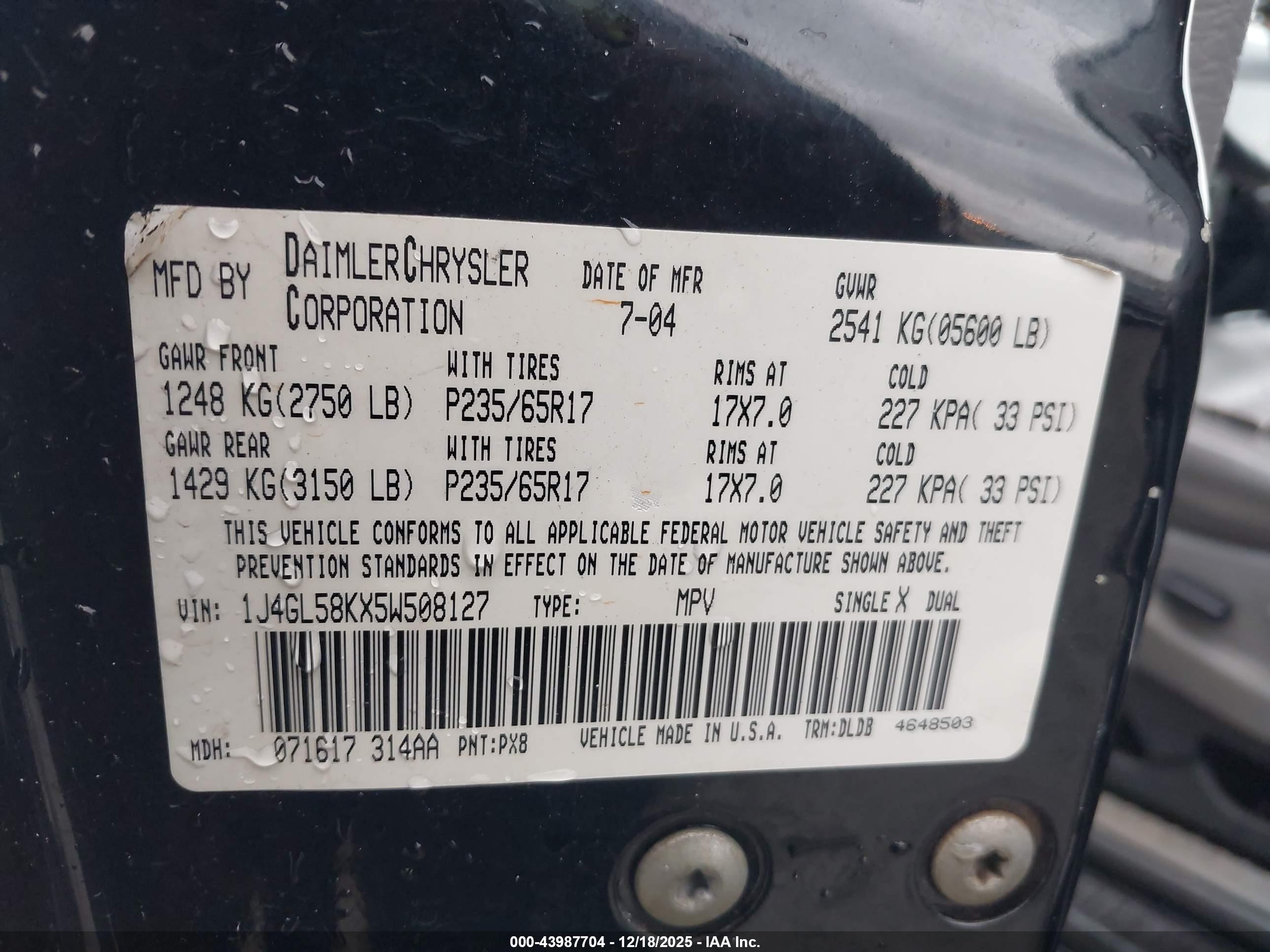 JEEP LIBERTY image 9