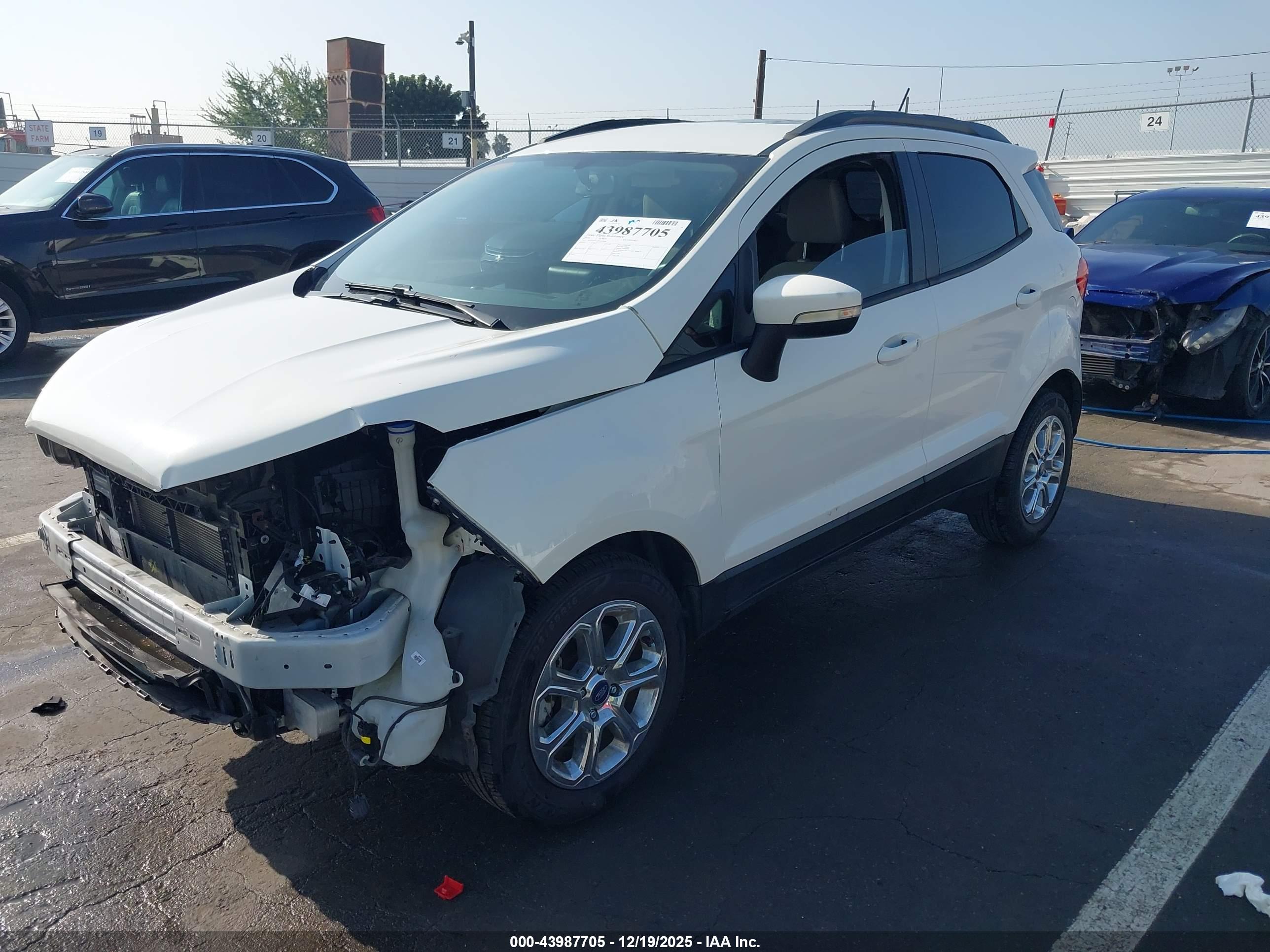 FORD ECOSPORT image 2