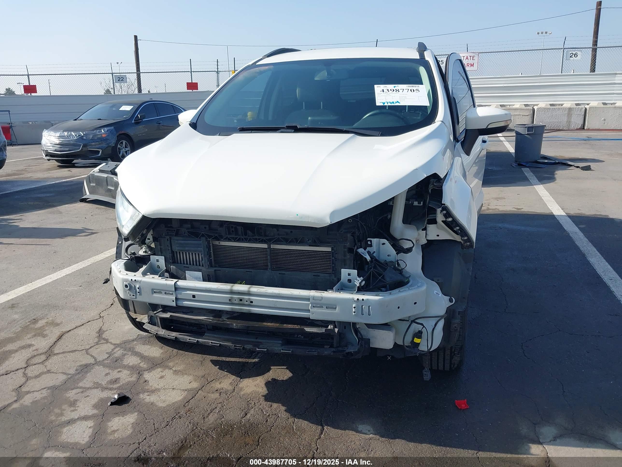 FORD ECOSPORT image 6