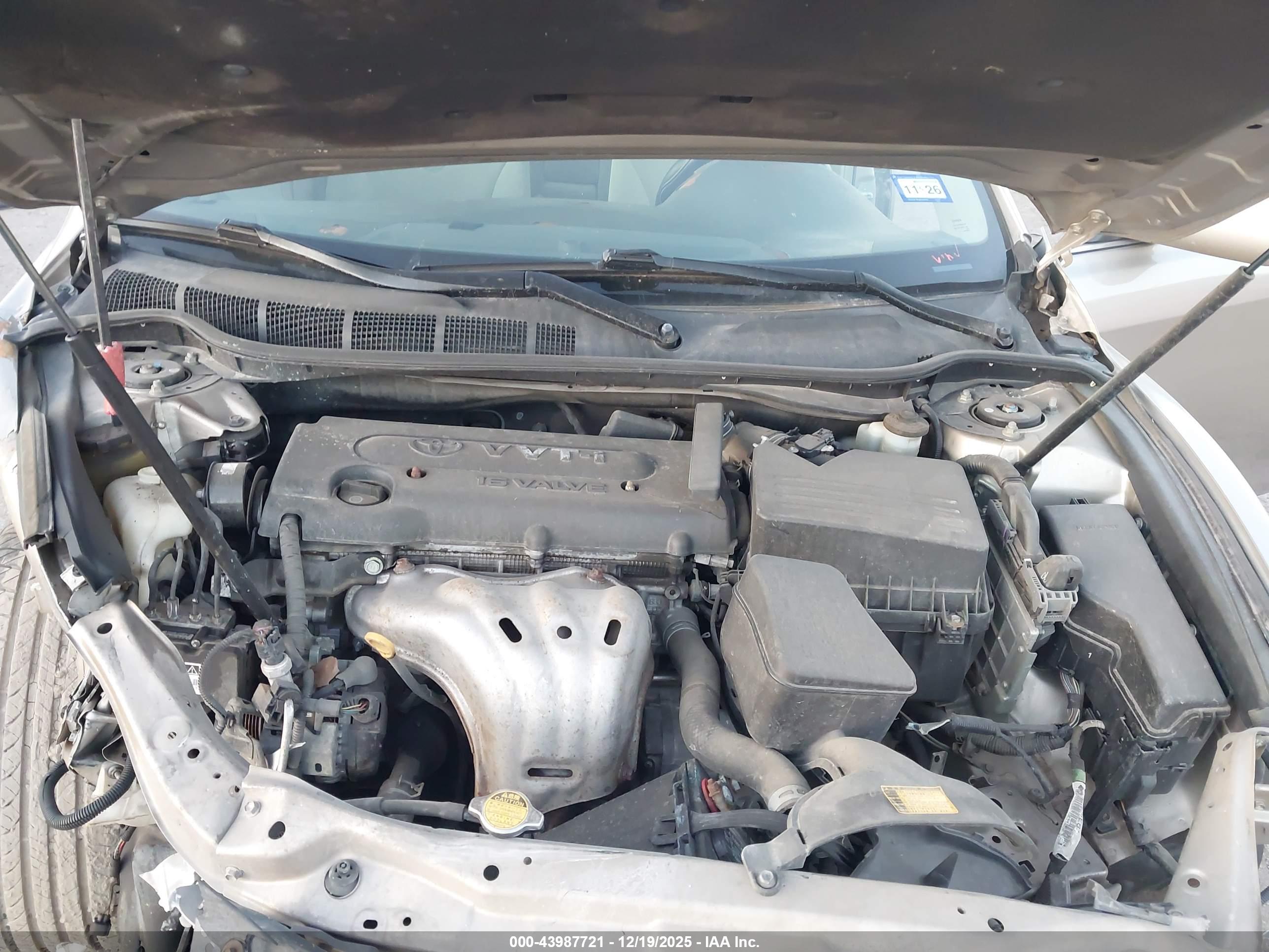 TOYOTA CAMRY image 10