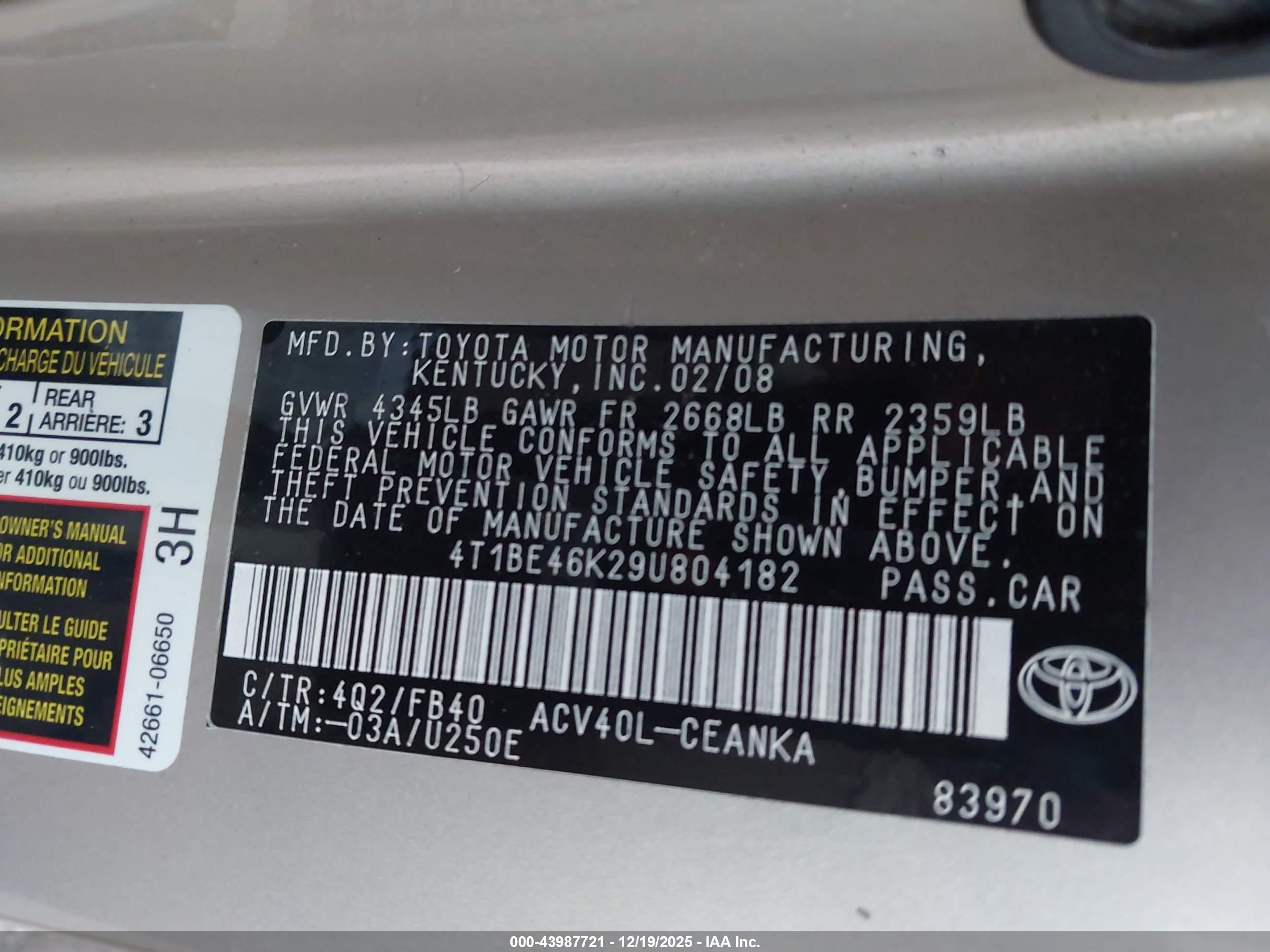 TOYOTA CAMRY image 9