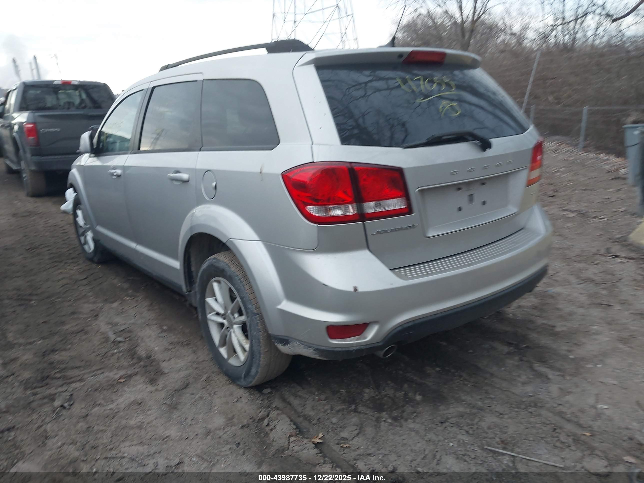 DODGE JOURNEY image 3