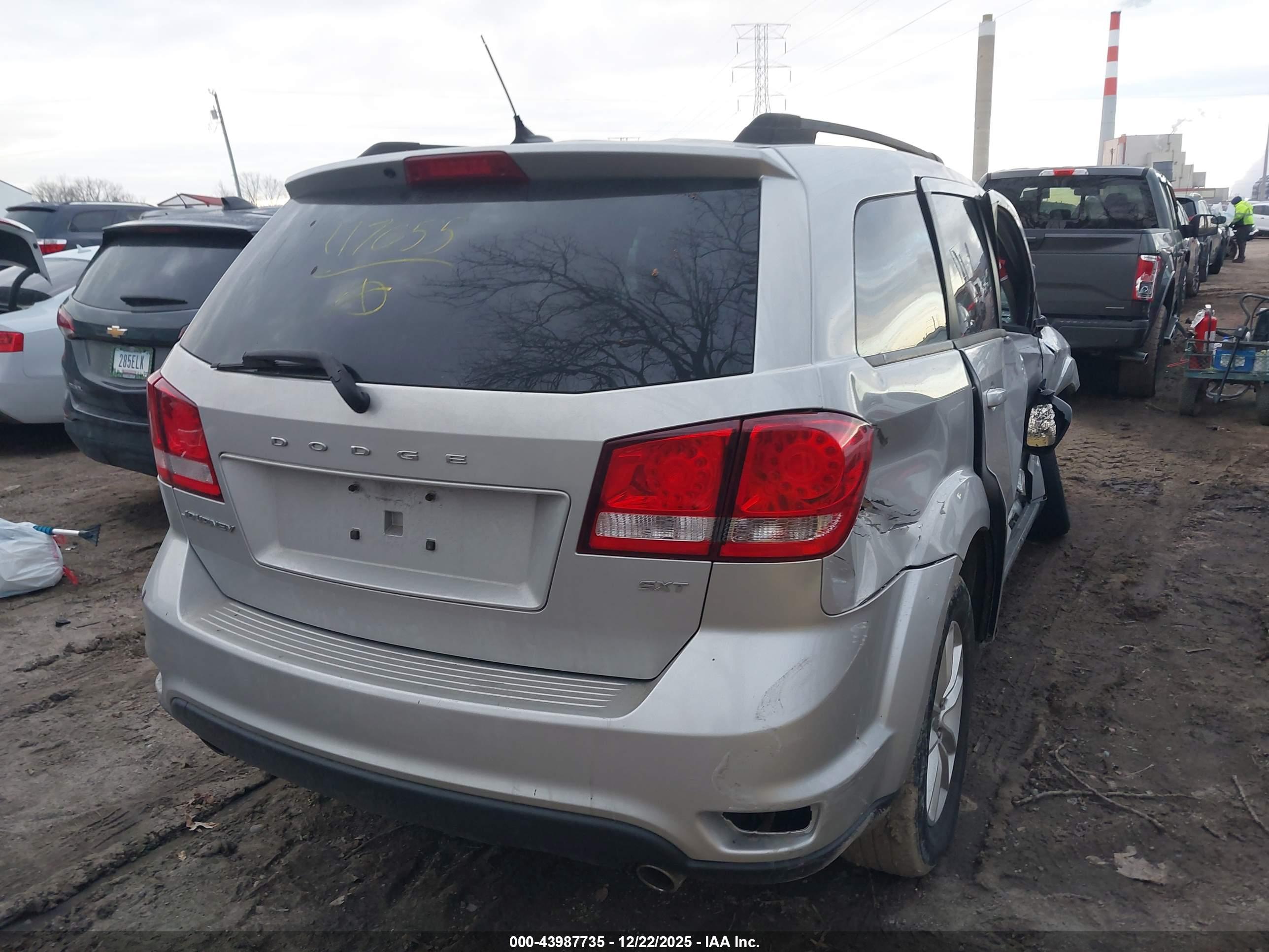 DODGE JOURNEY image 4