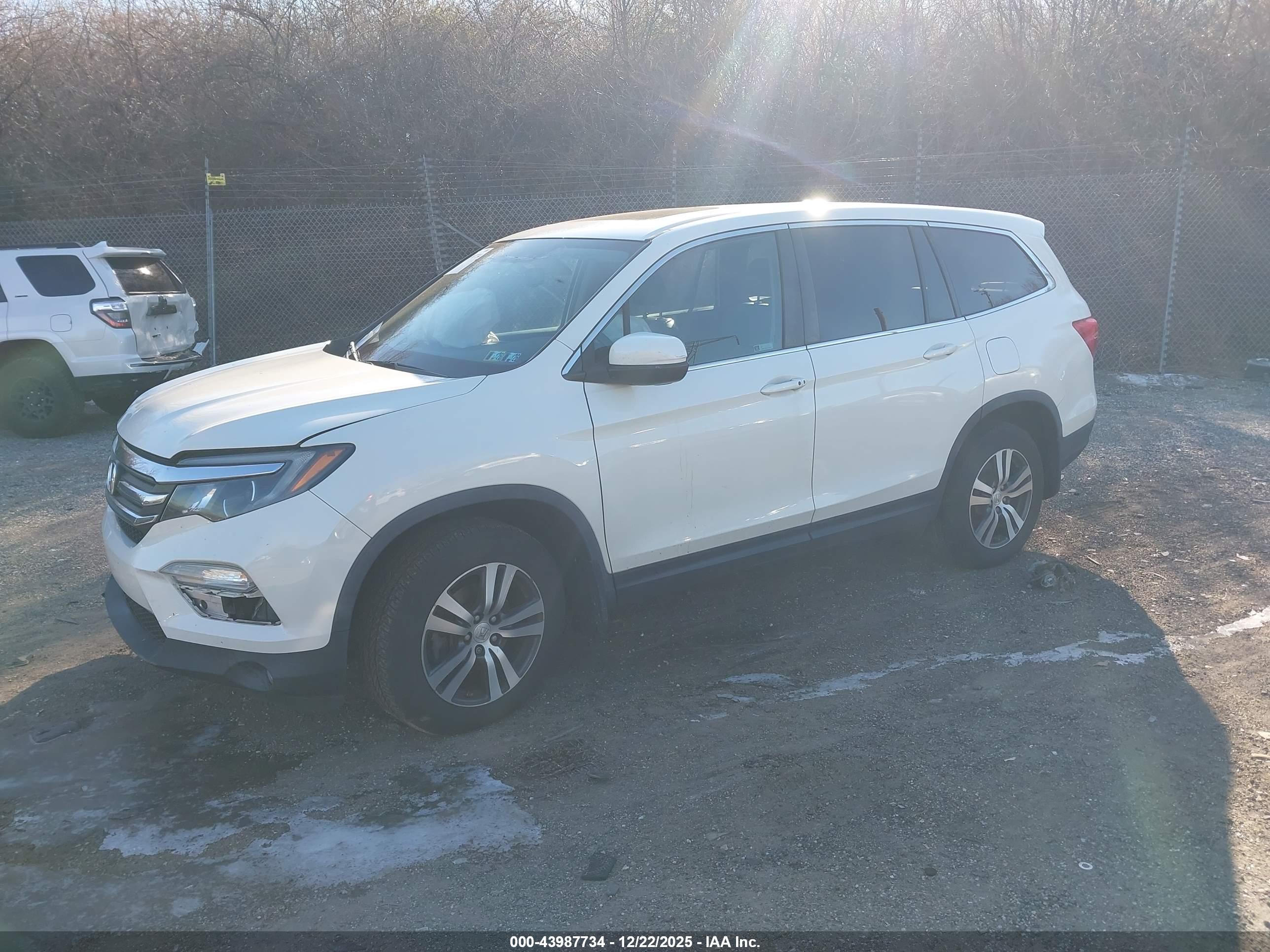 HONDA PILOT image 2