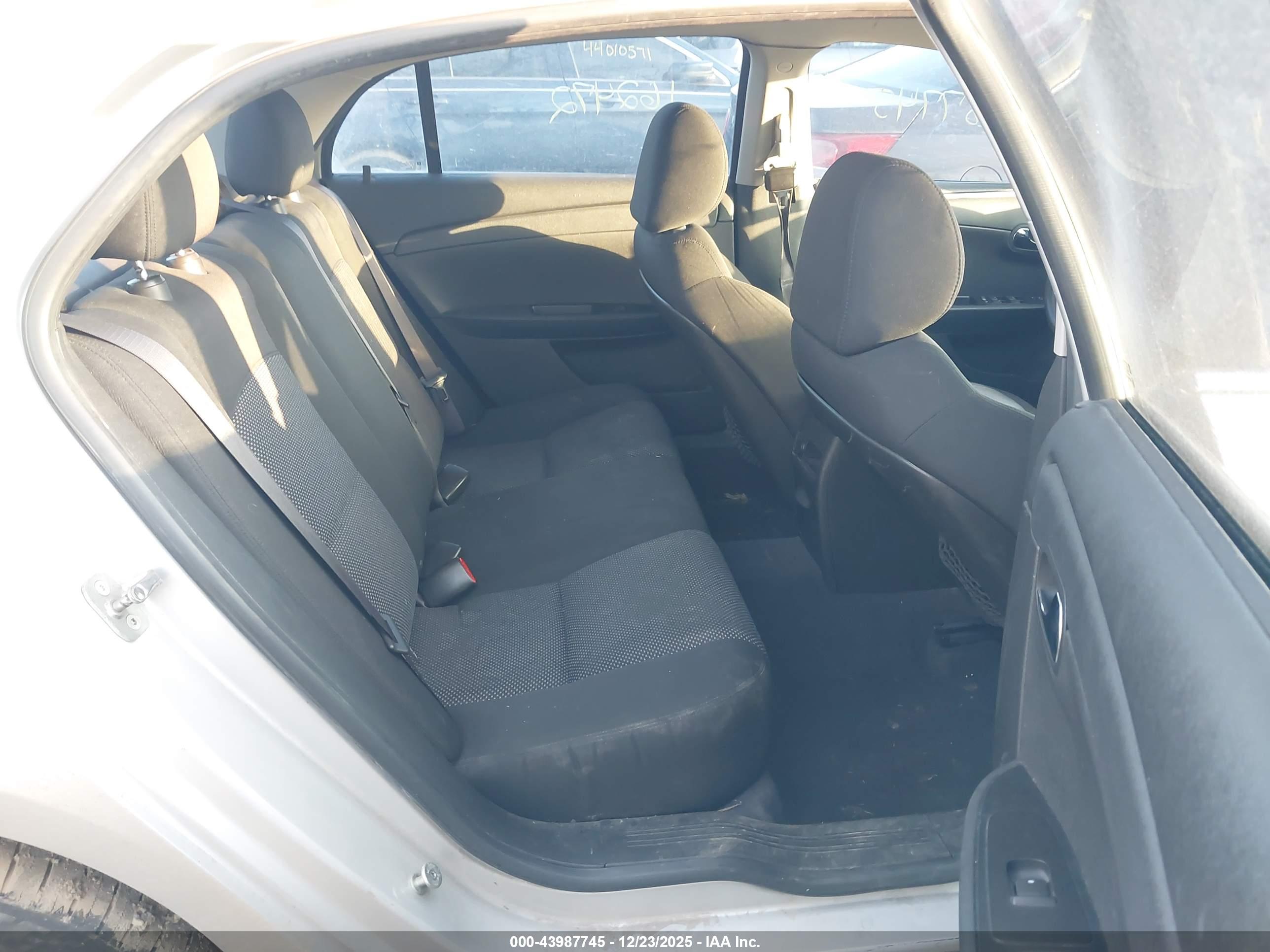 CHEVROLET MALIBU image 8