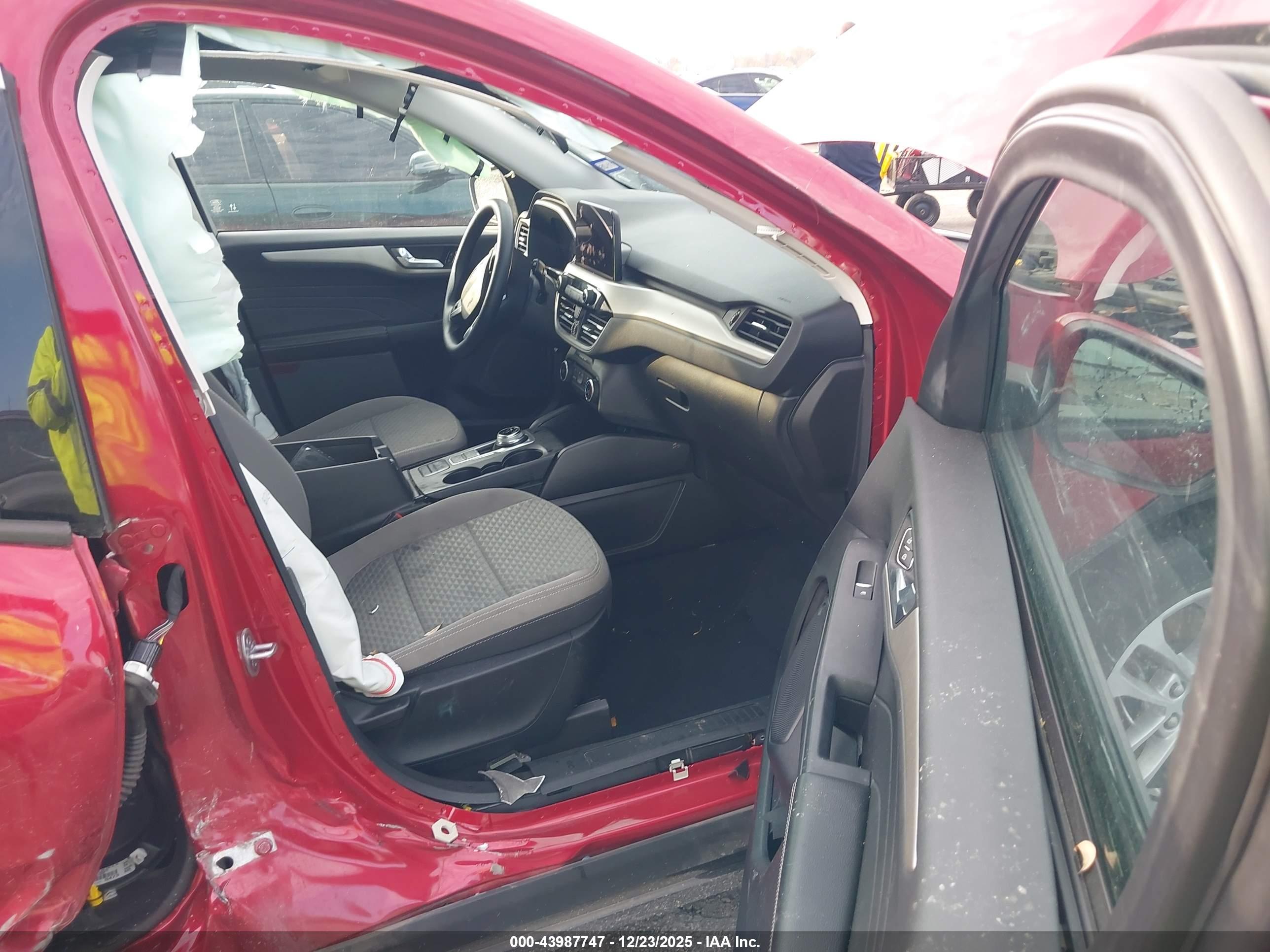 FORD ESCAPE image 5