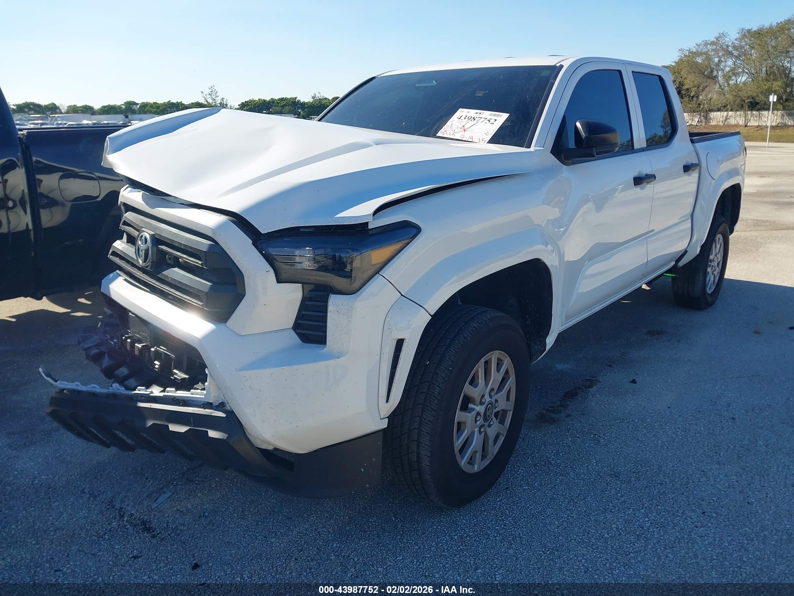 TOYOTA TACOMA image 2