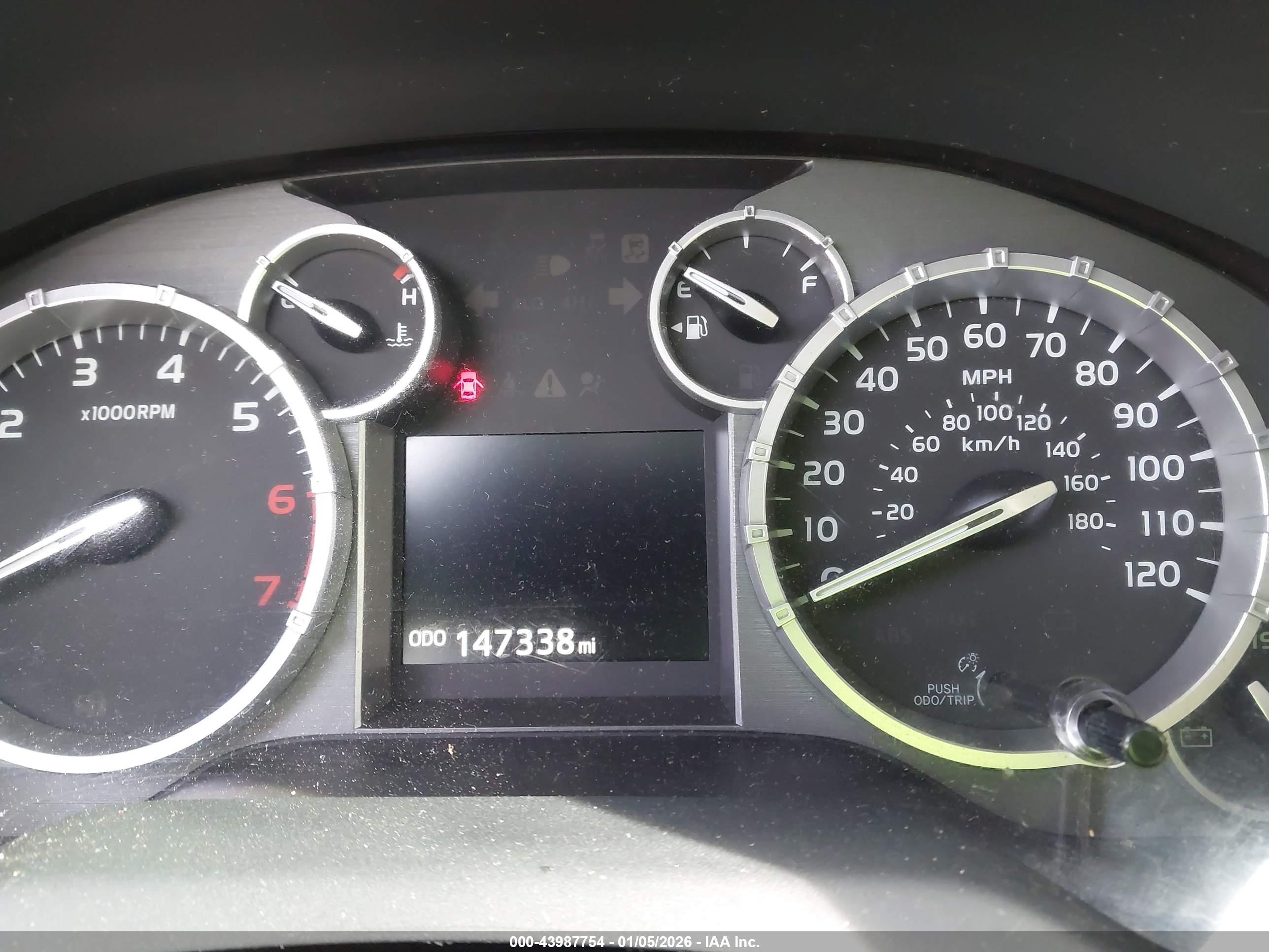 TOYOTA TUNDRA image 7