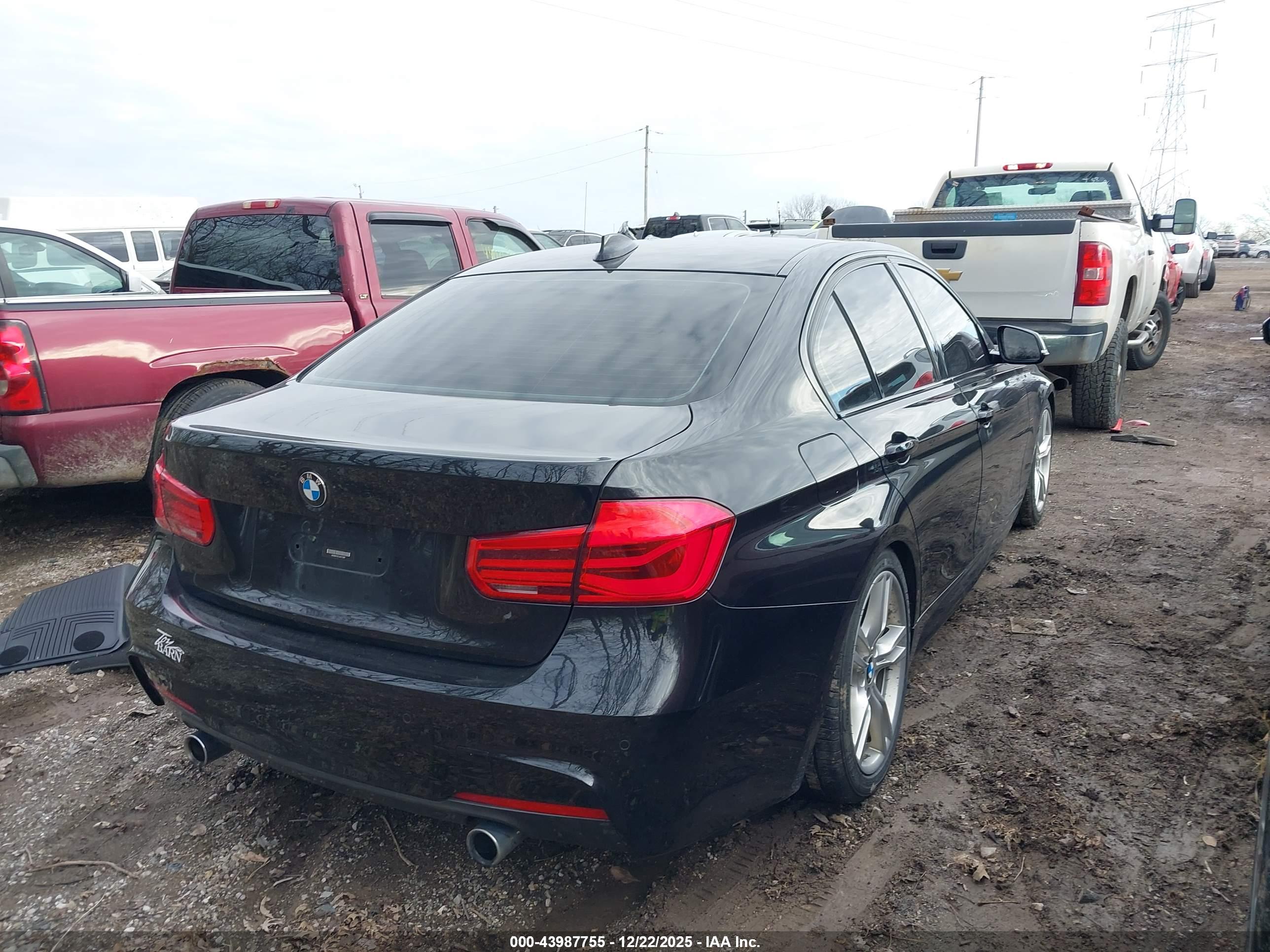 BMW 340I image 4