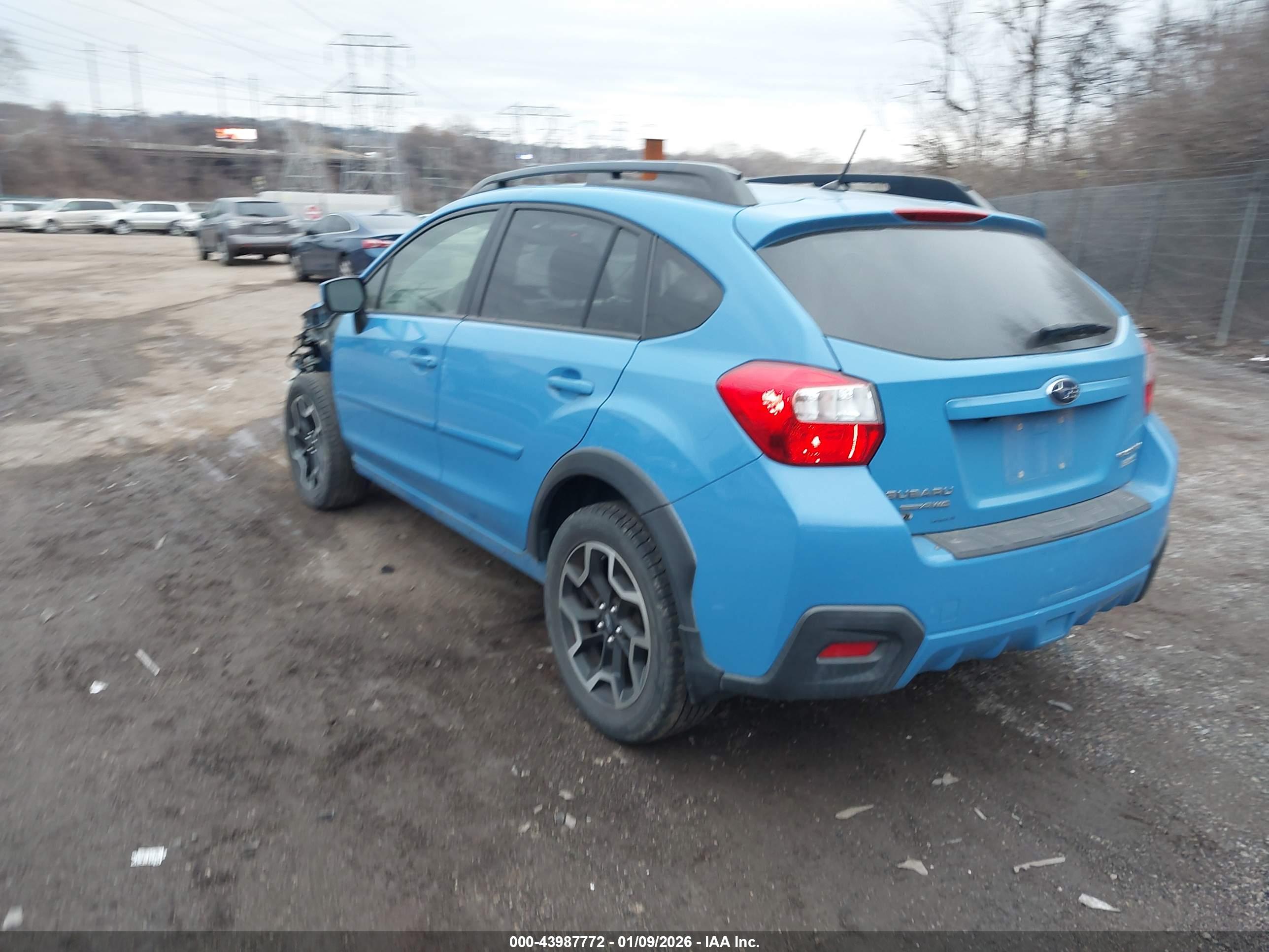 SUBARU CROSSTREK image 3