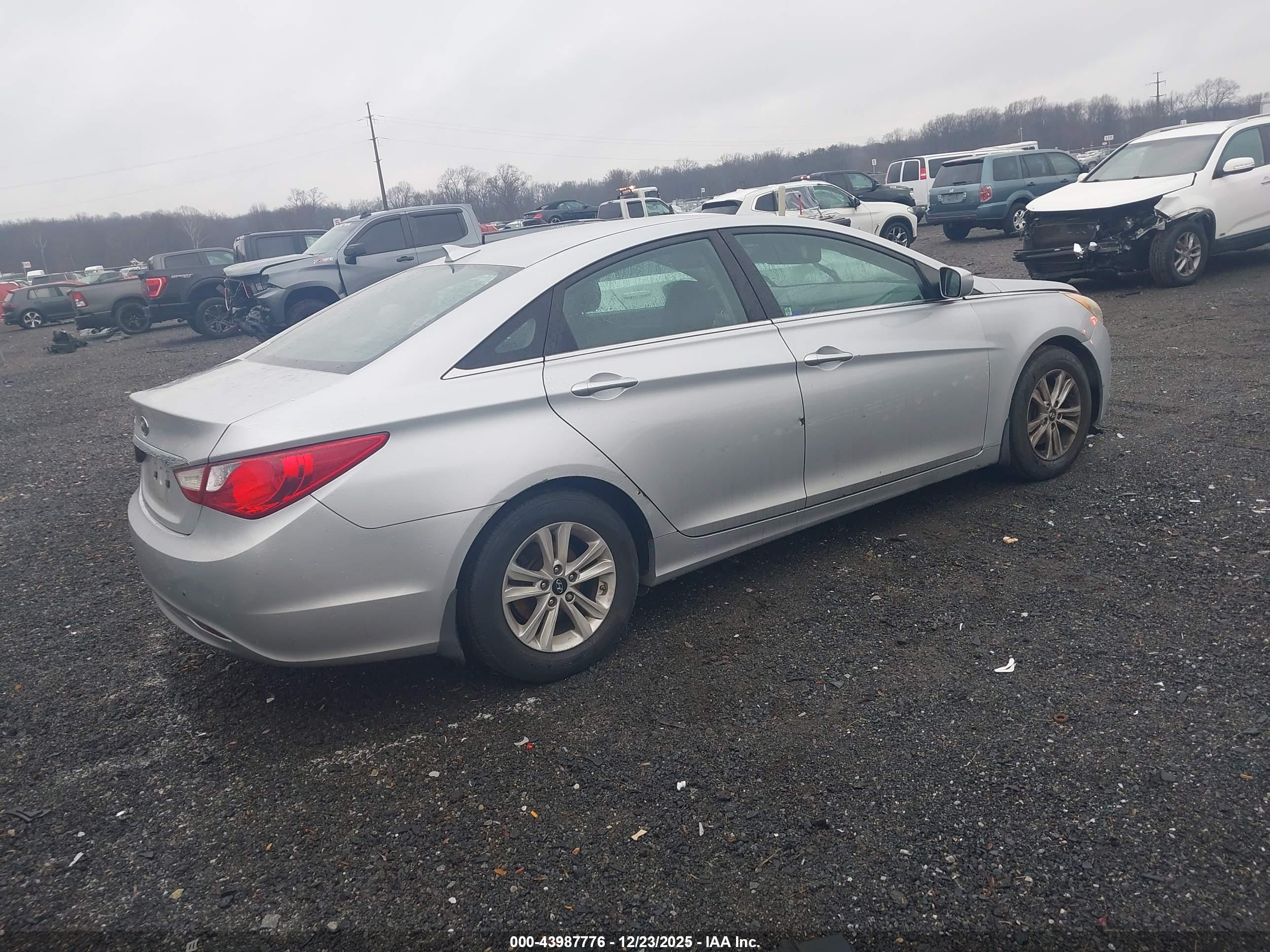 HYUNDAI SONATA image 2