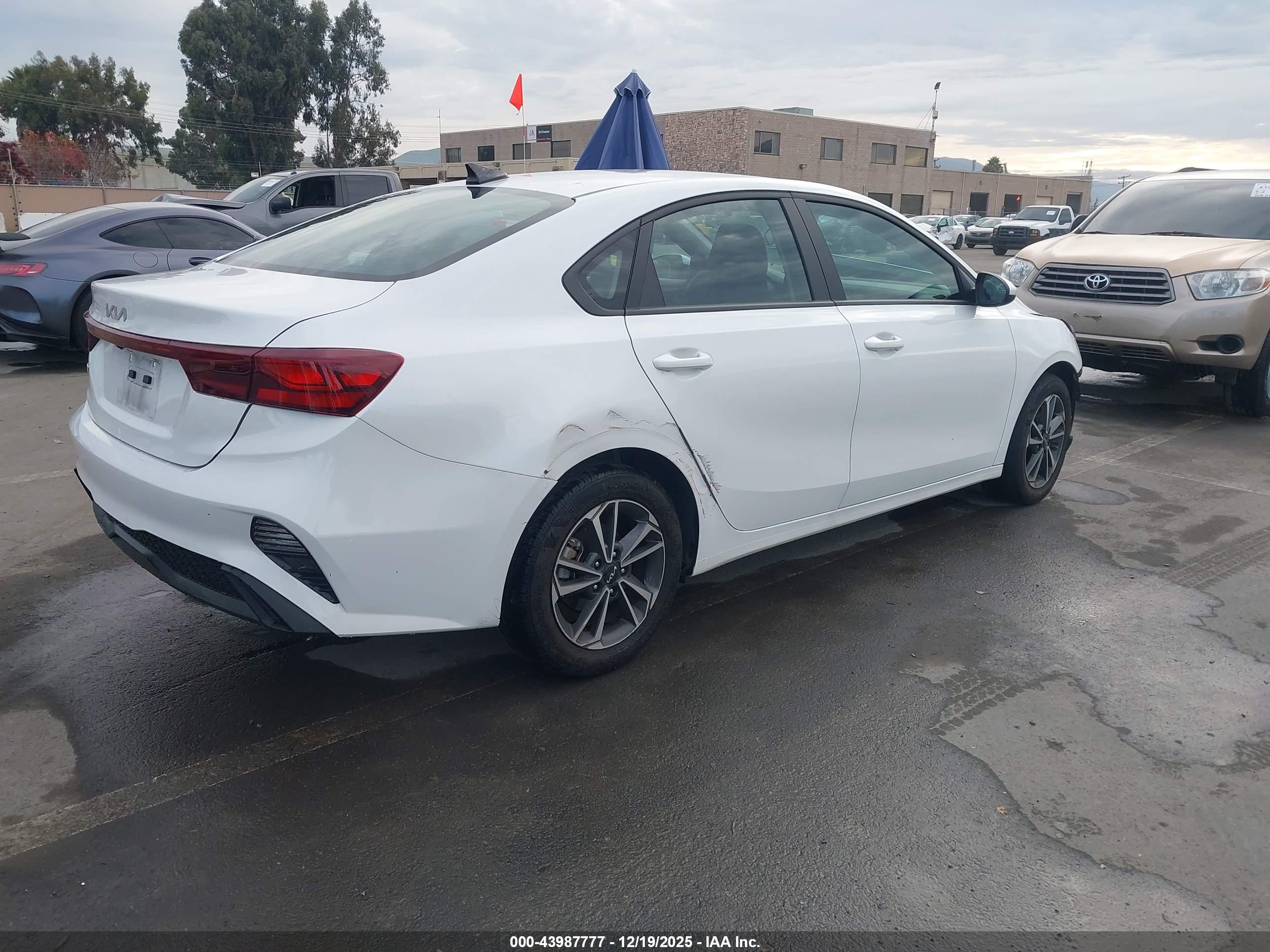 KIA FORTE image 4