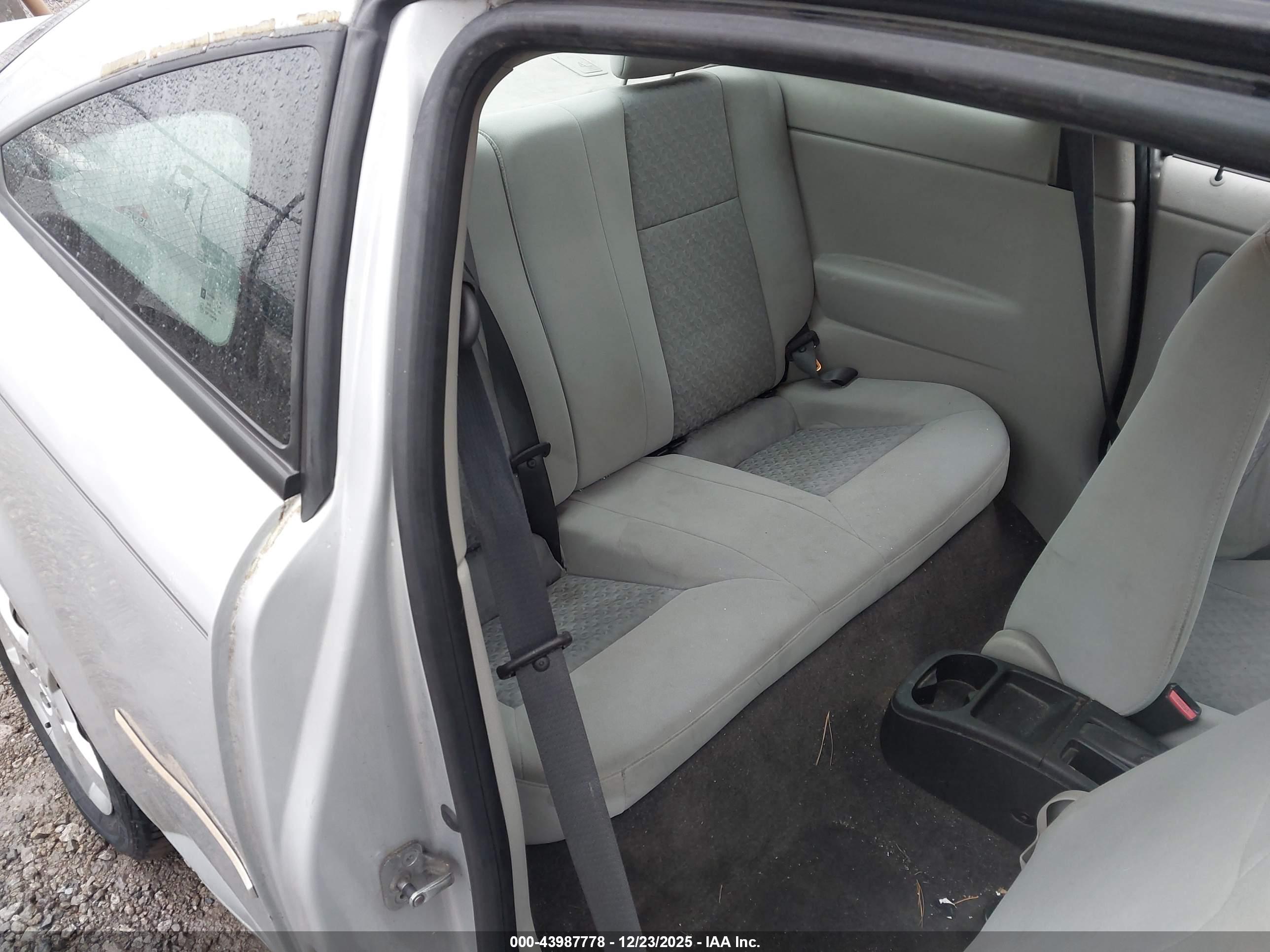 CHEVROLET COBALT image 8