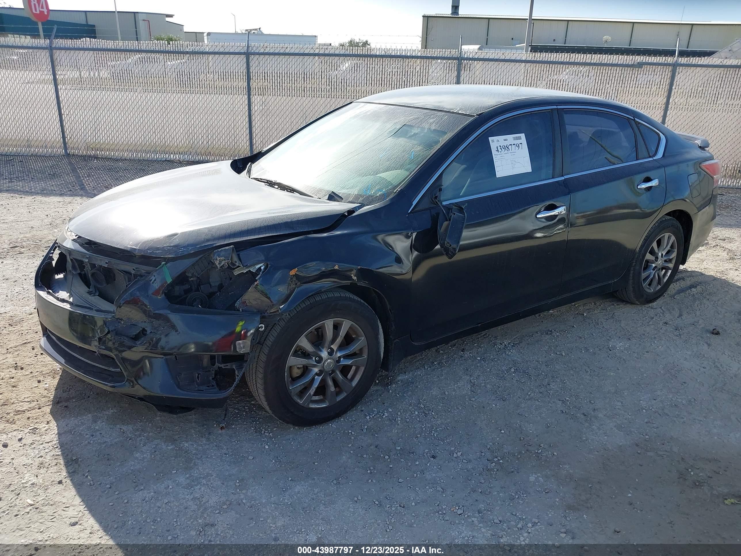 NISSAN ALTIMA image 2