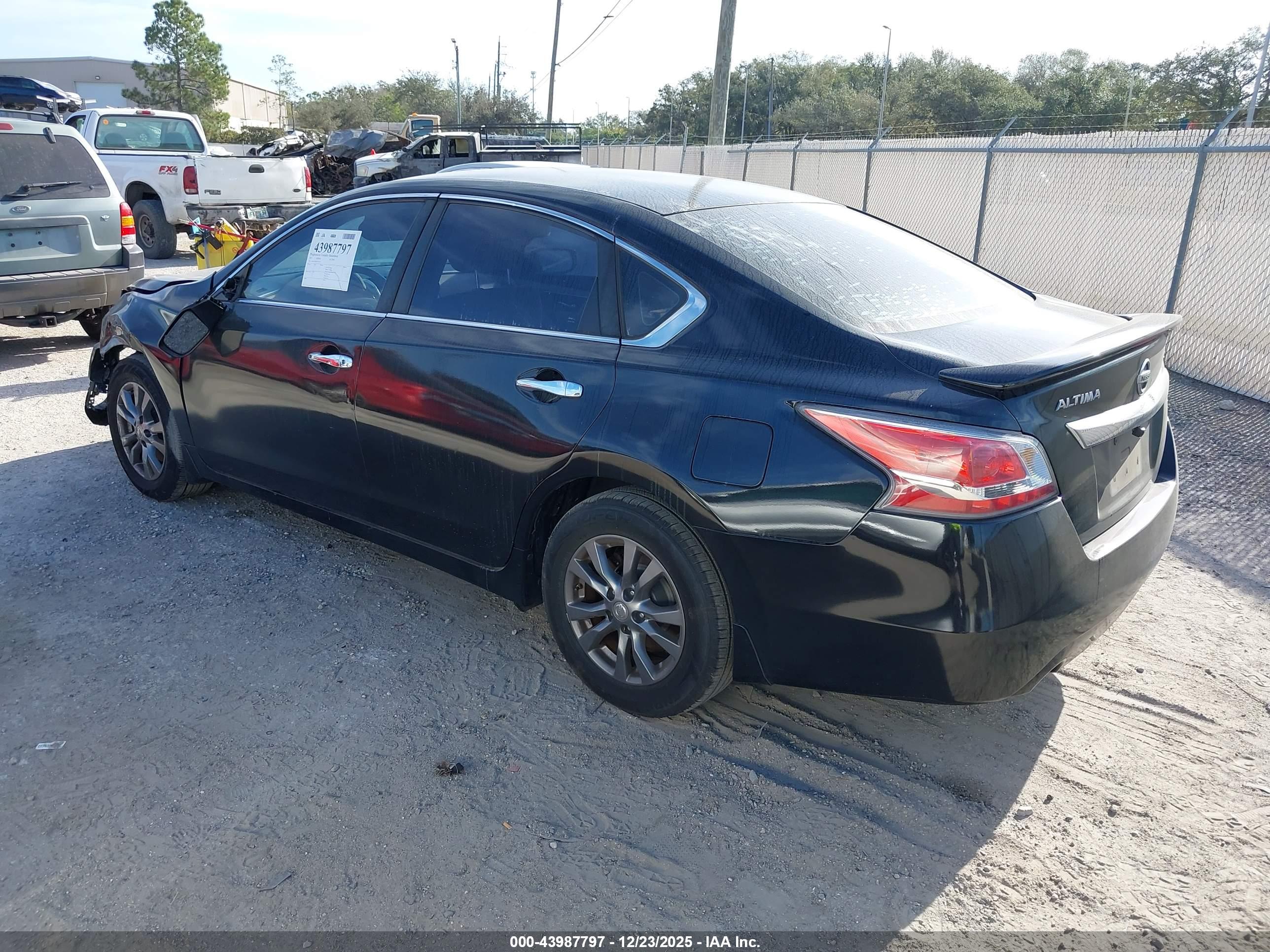 NISSAN ALTIMA image 3