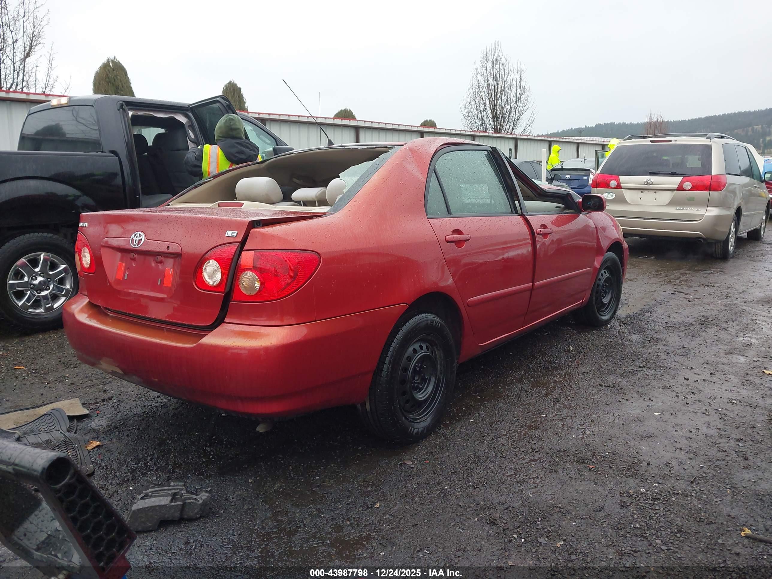 TOYOTA COROLLA image 4