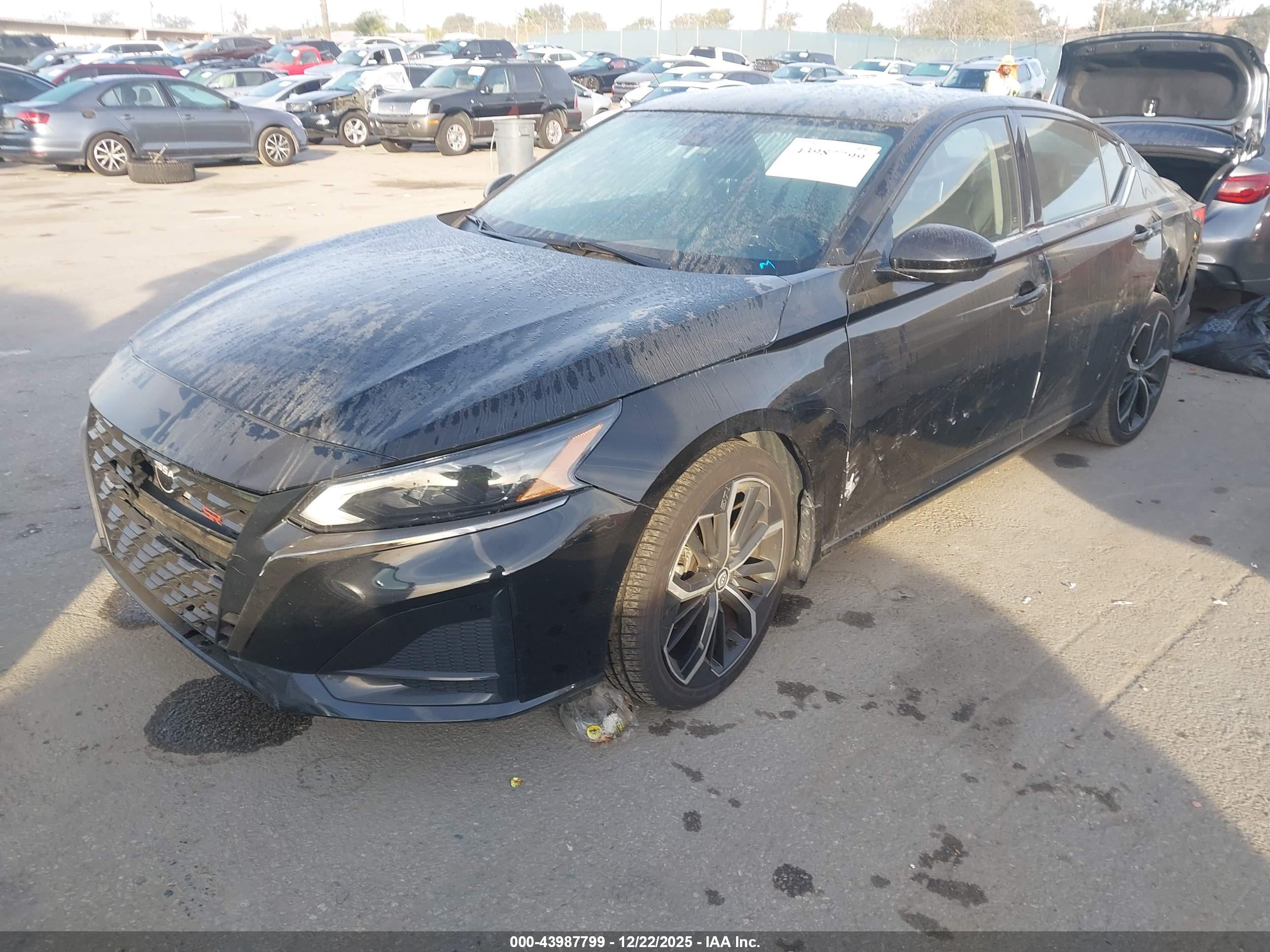 NISSAN ALTIMA image 2
