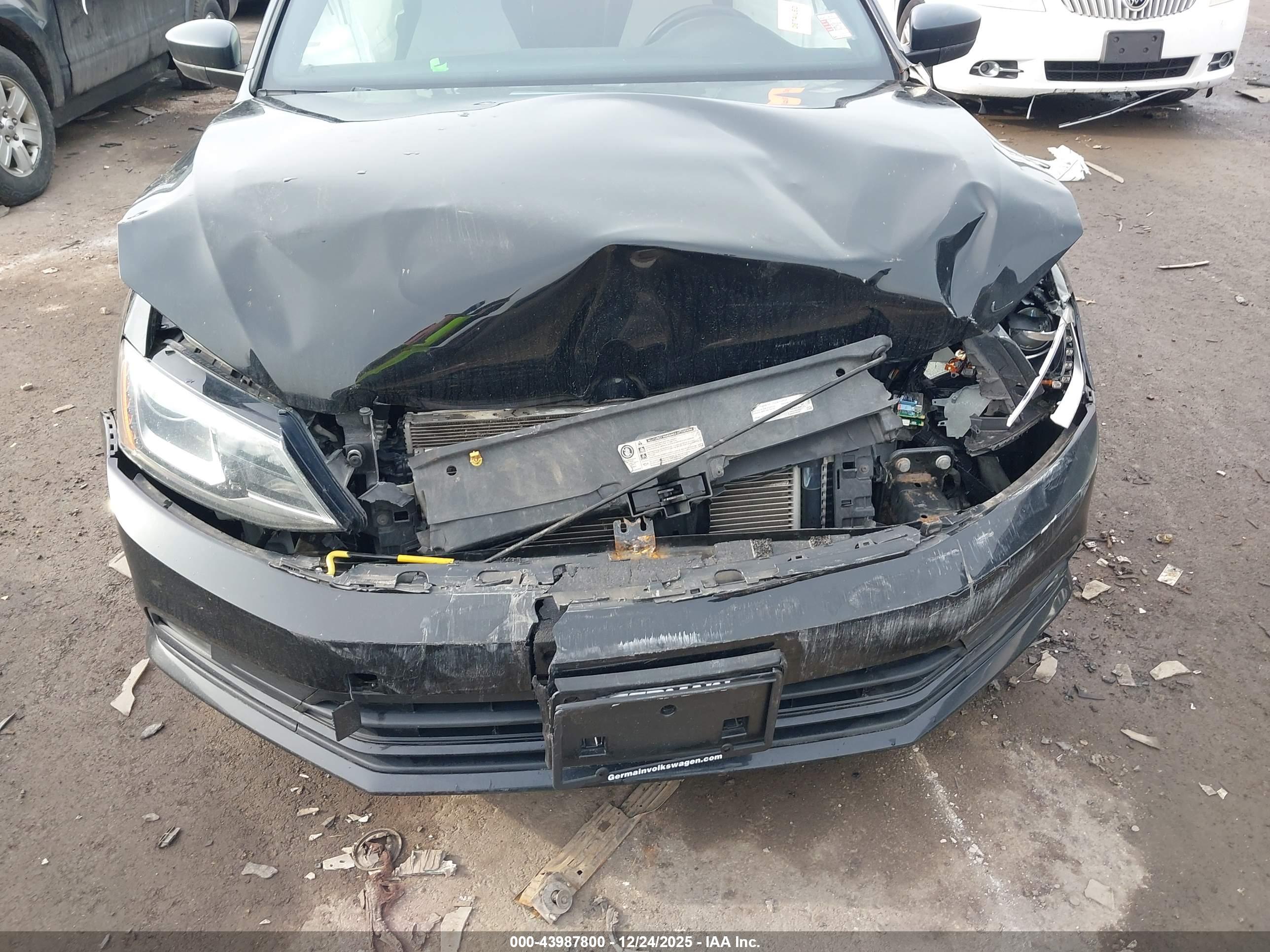 VOLKSWAGEN JETTA image 6