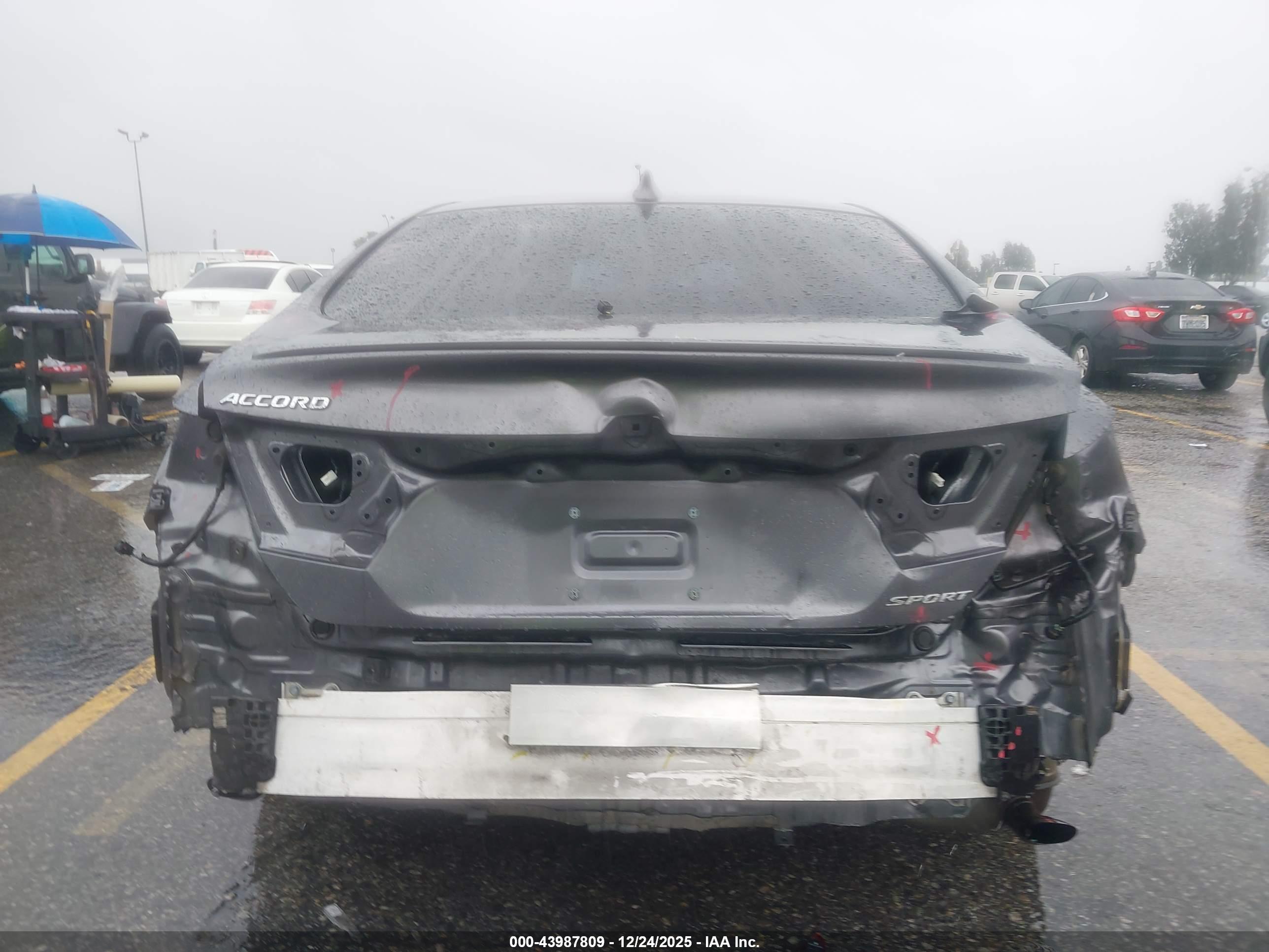 HONDA ACCORD image 6