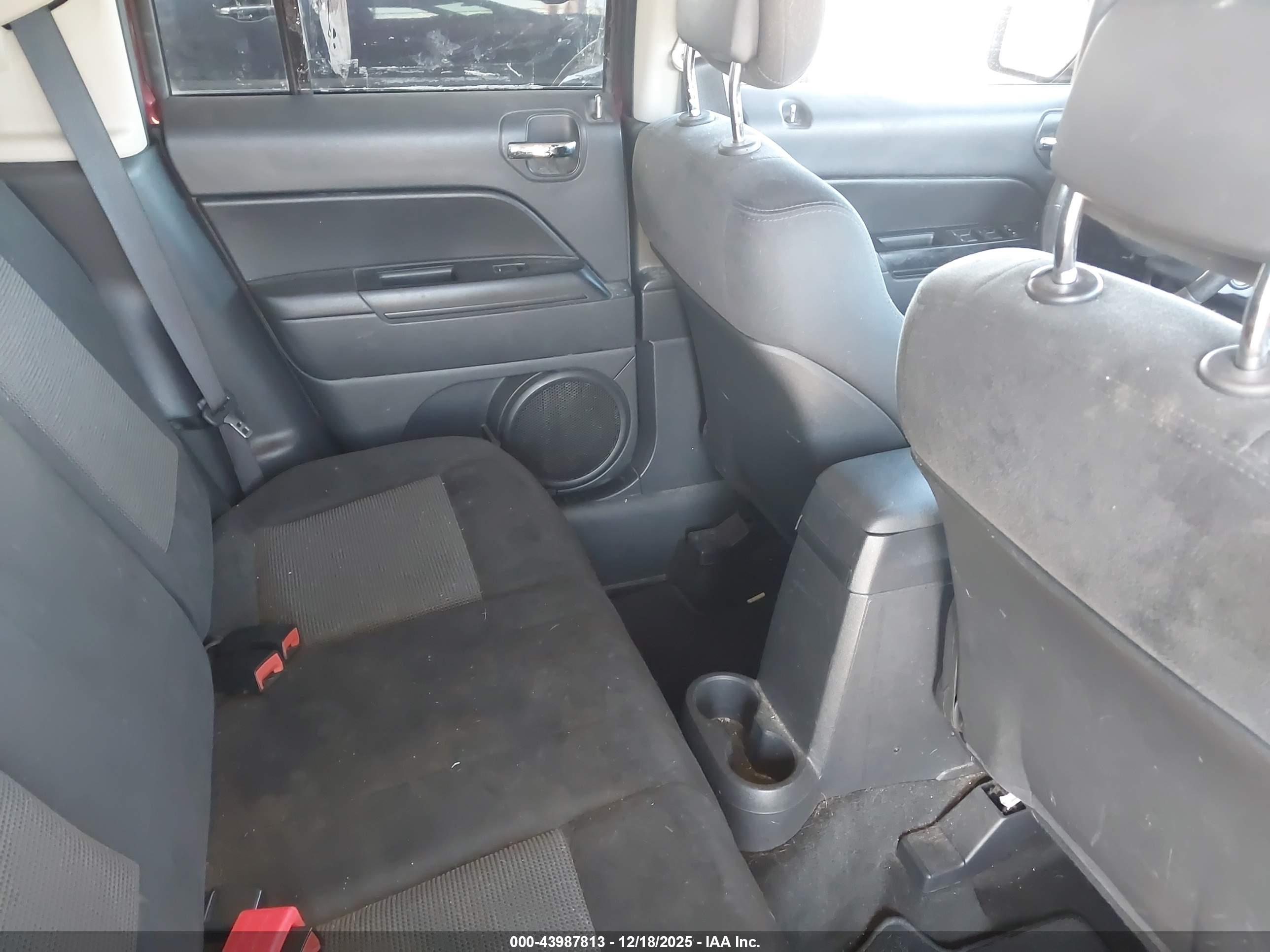 JEEP PATRIOT image 8