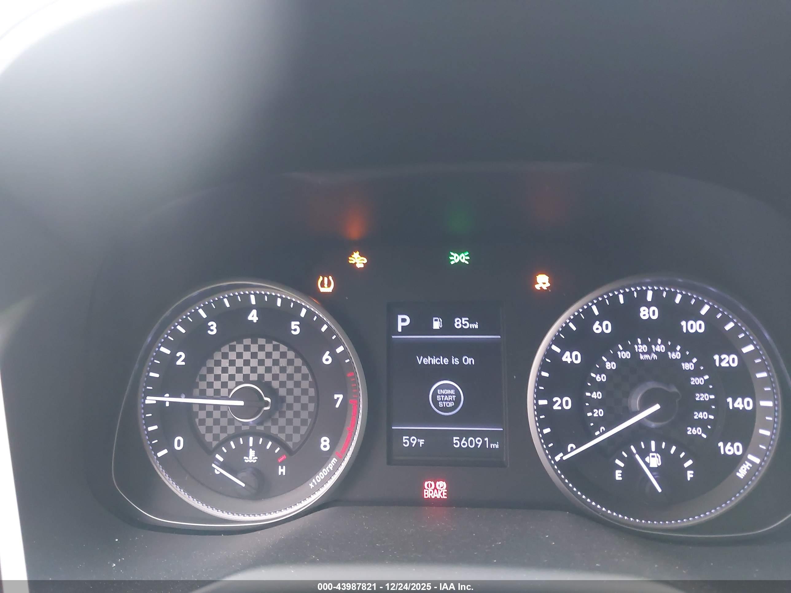 HYUNDAI ELANTRA image 7