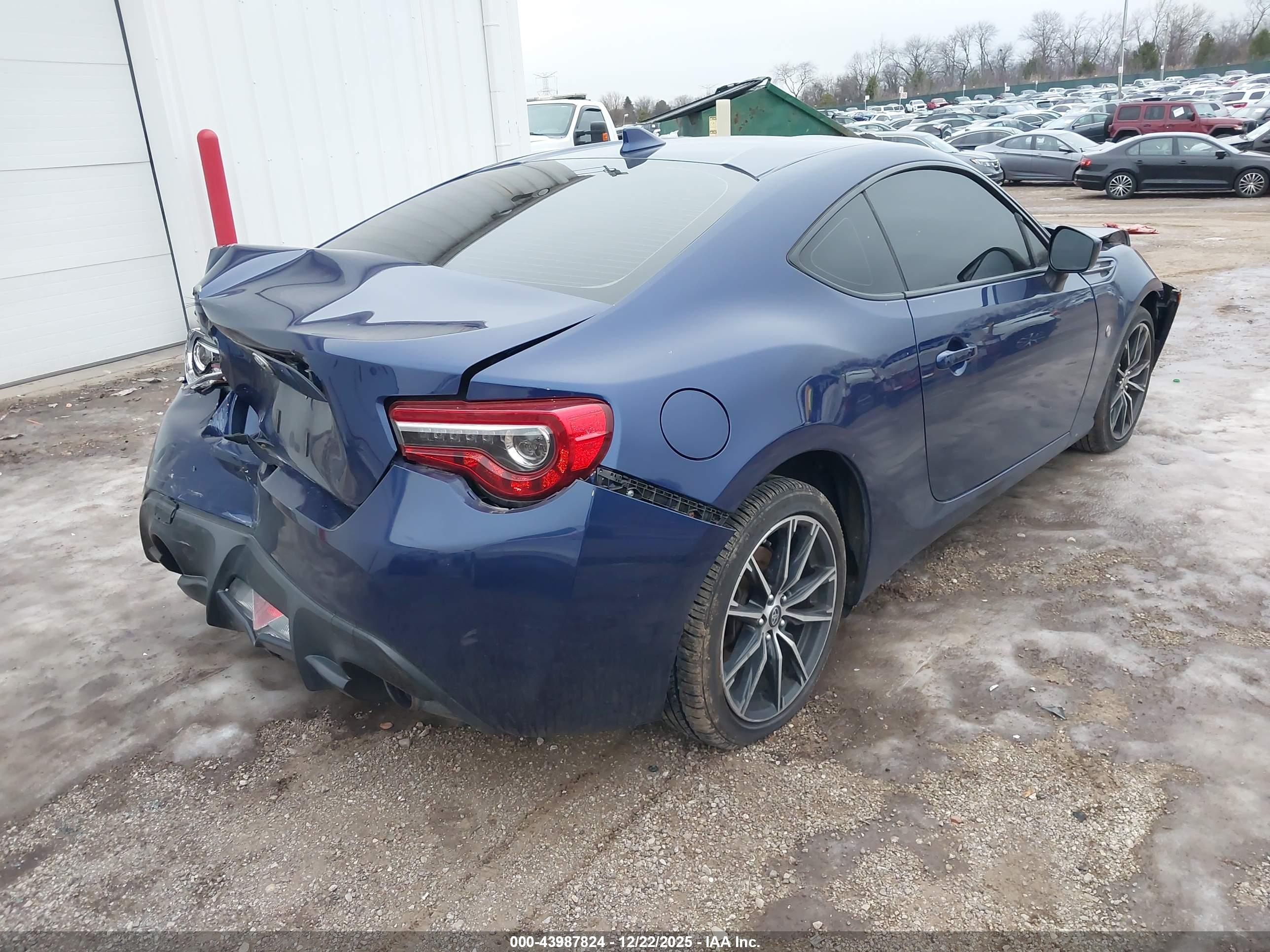 TOYOTA 86 image 4