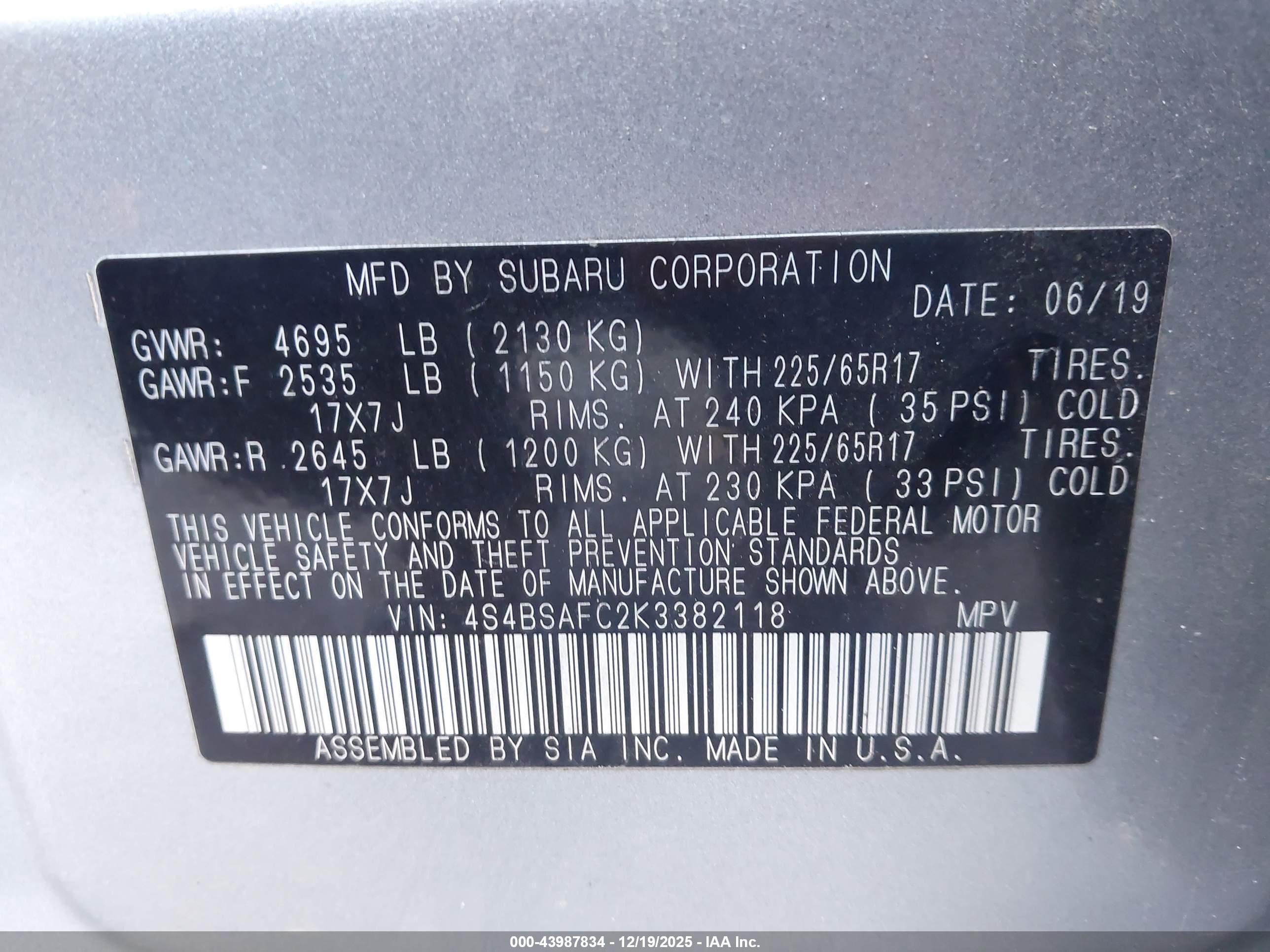 SUBARU OUTBACK image 9